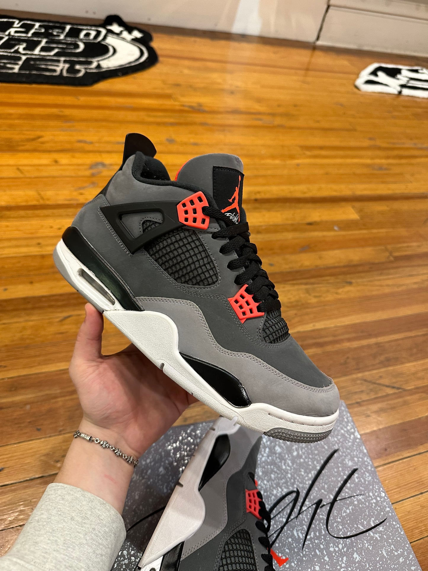 Jordan 4 “Infrared”