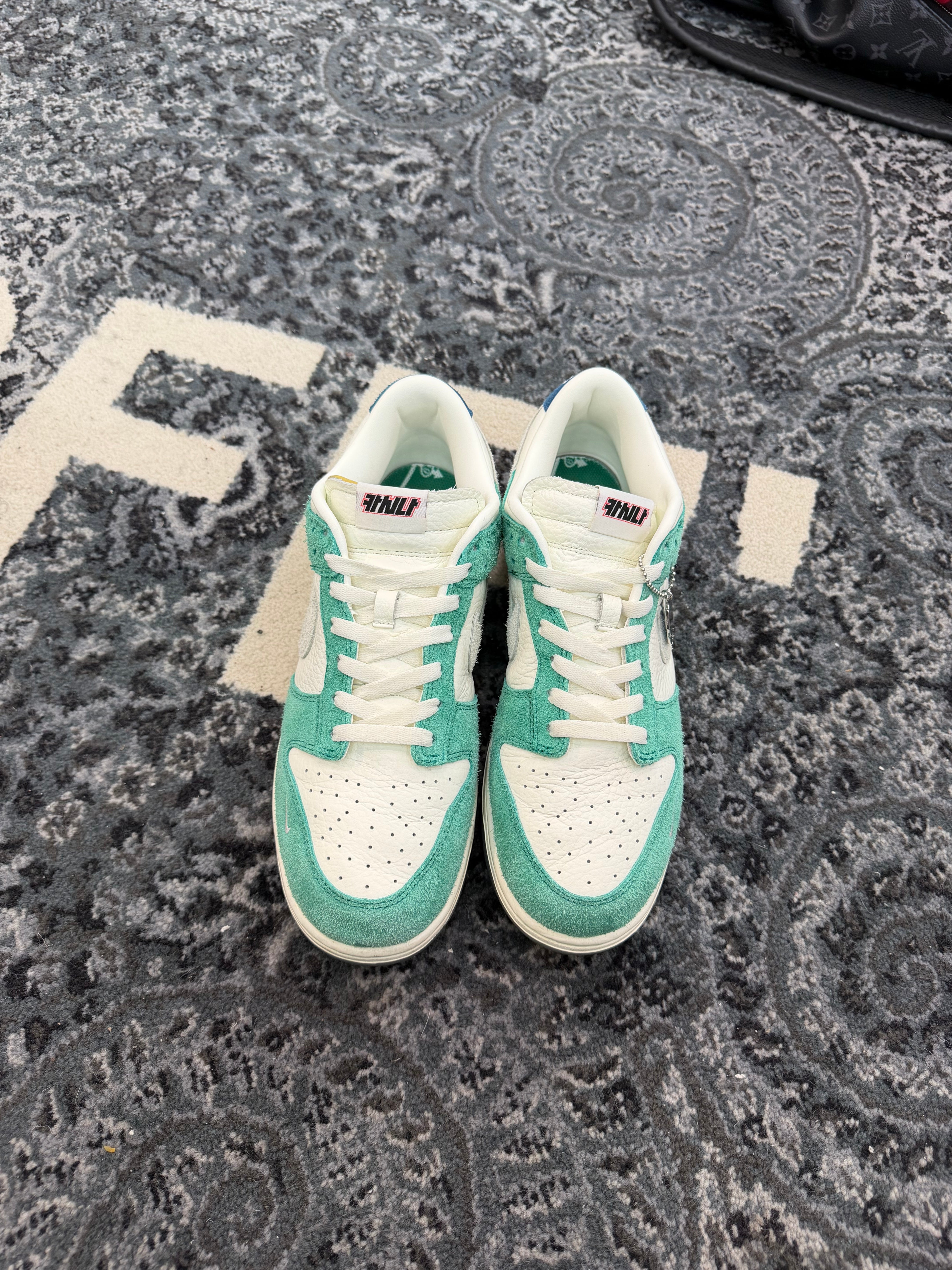 Nike Dunk Low “Kasina Neptune Green”