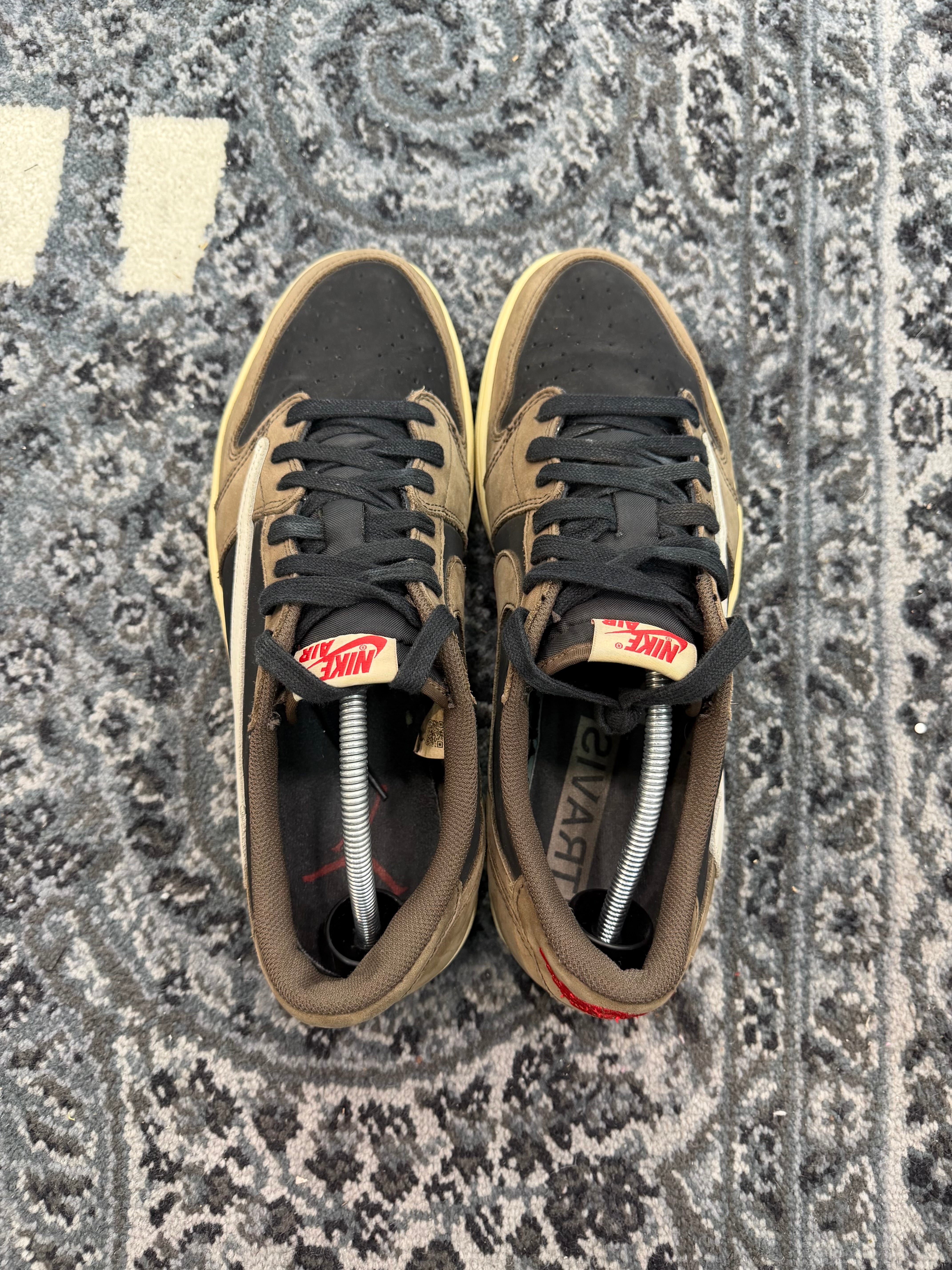 Jordan 1 Low Travis Scott “Mocha”