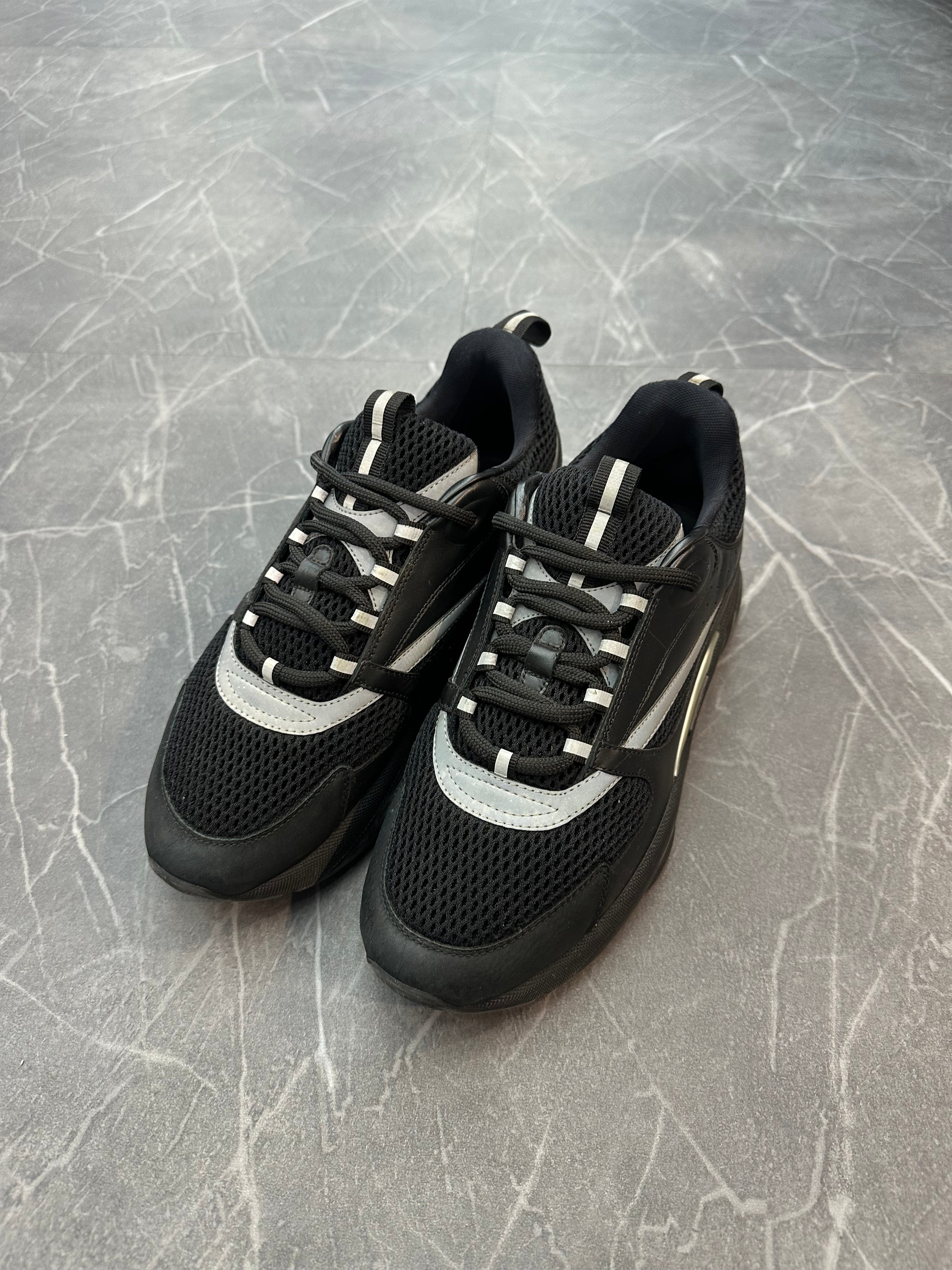 DIOR B30 “Black”