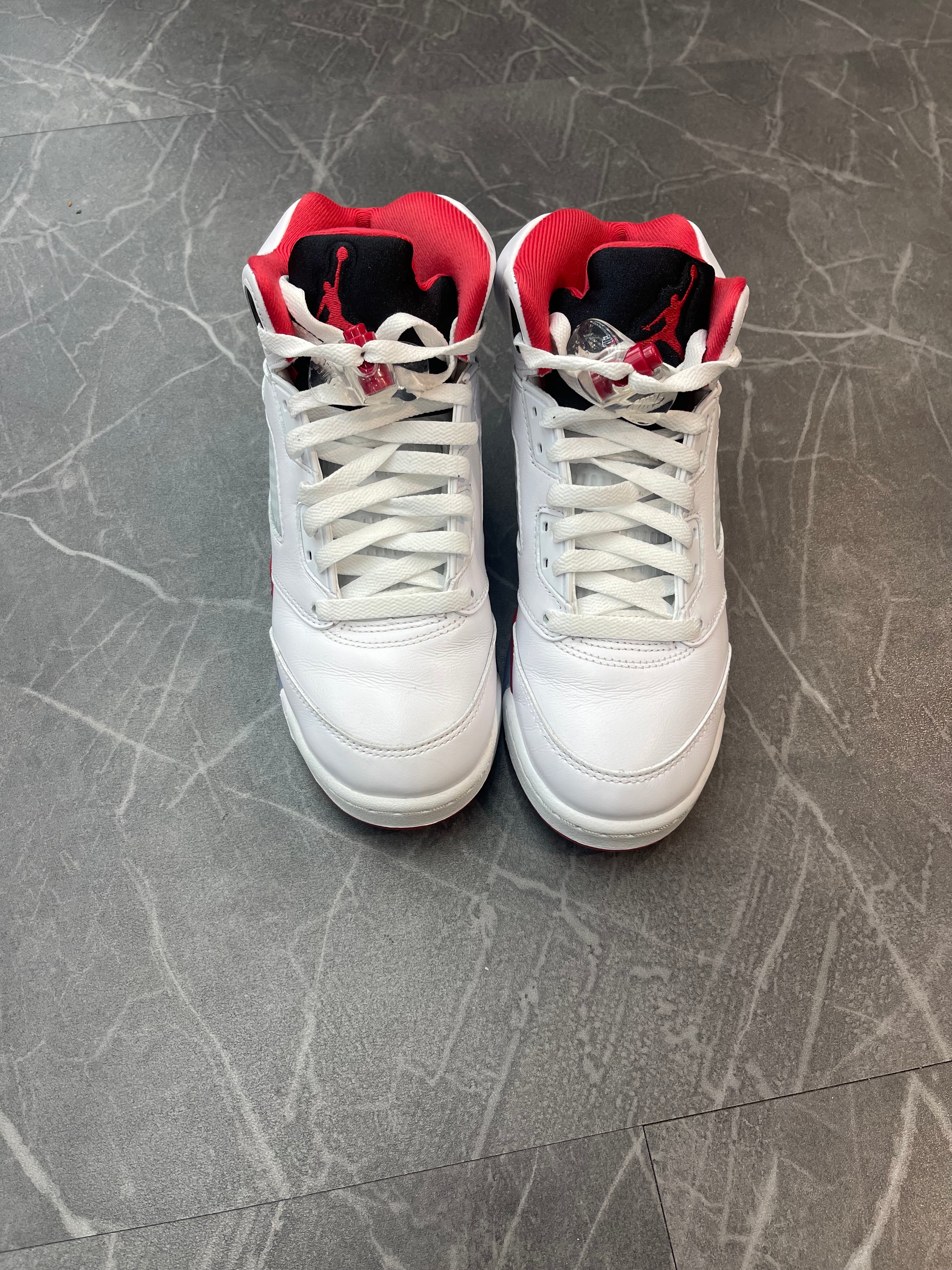 Jordan 5 “Fire Red Black Tongue”