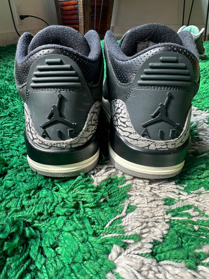 Jordan 3 “Off Noir”