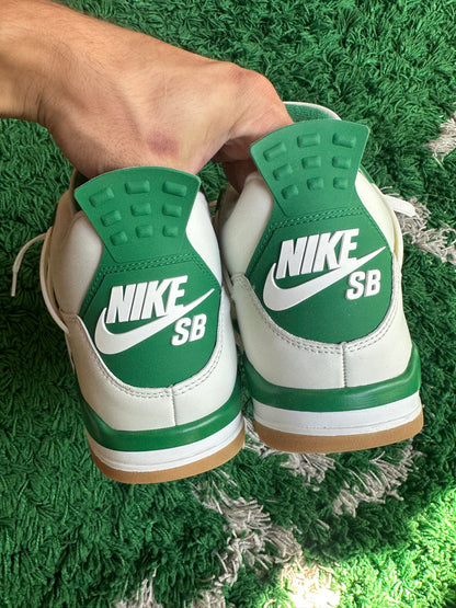 Jordan 4 SB “Pine Green”