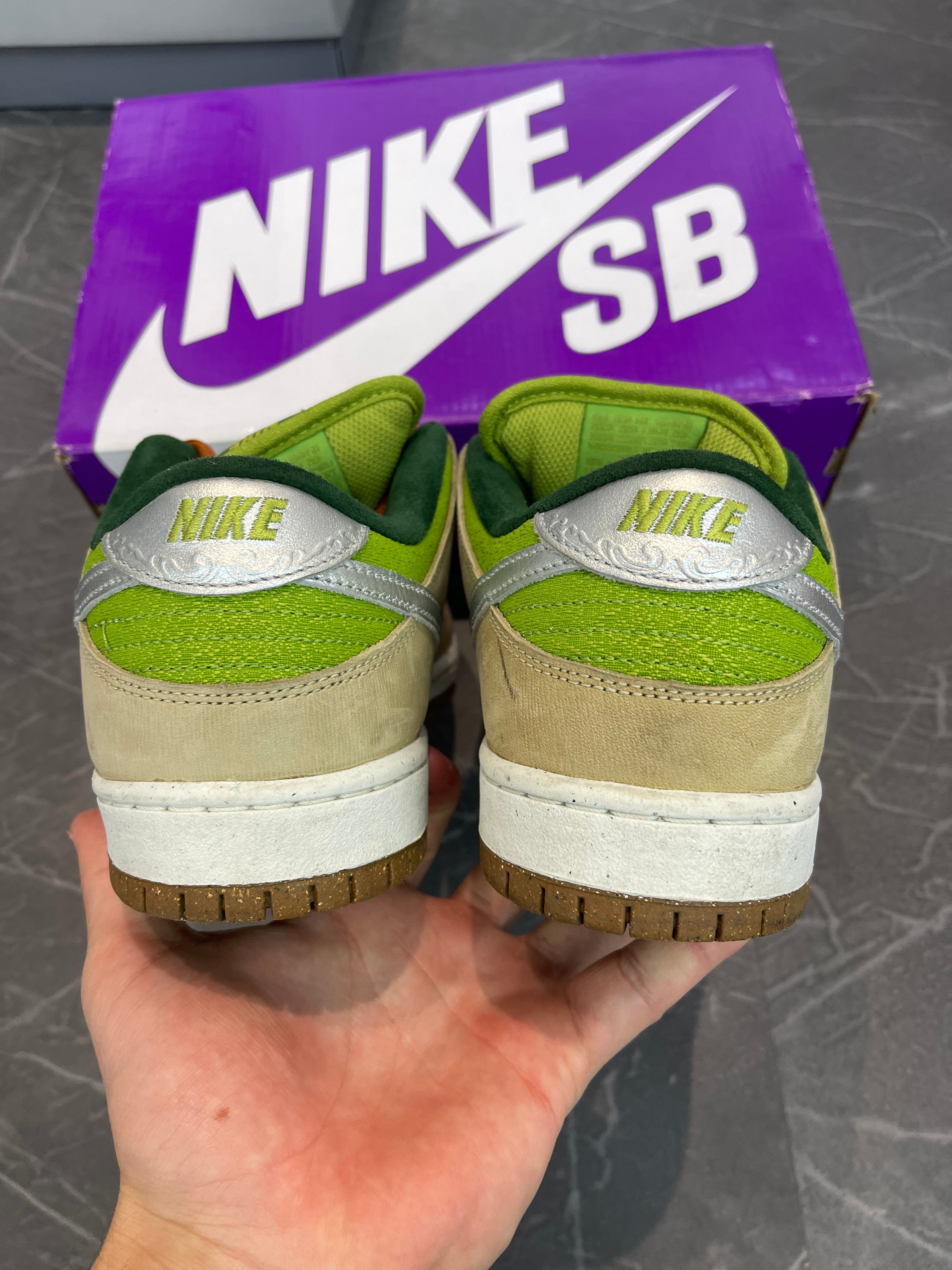 Nike Dunk Low SB “Escargot”