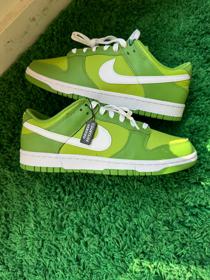 Dunk Low “Chlorophyl”