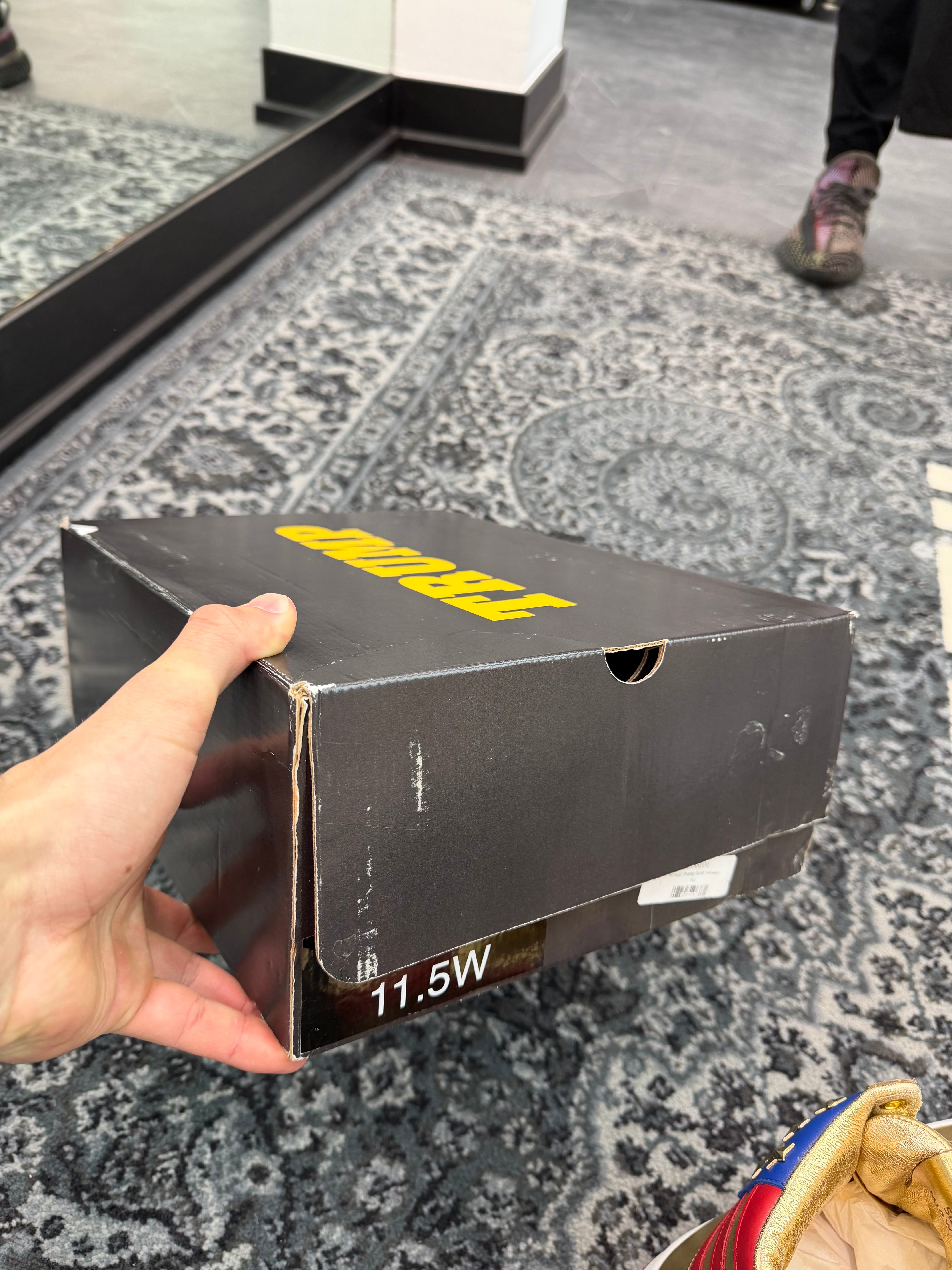 Donald Trump Never Surrender Sneakers “Gold”