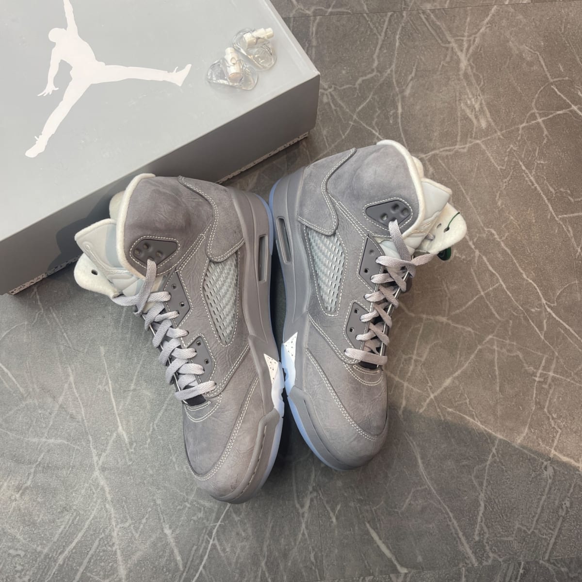 Jordan 5 Retro Wolf Grey (2026) (Size 9) (Lightly Worn)