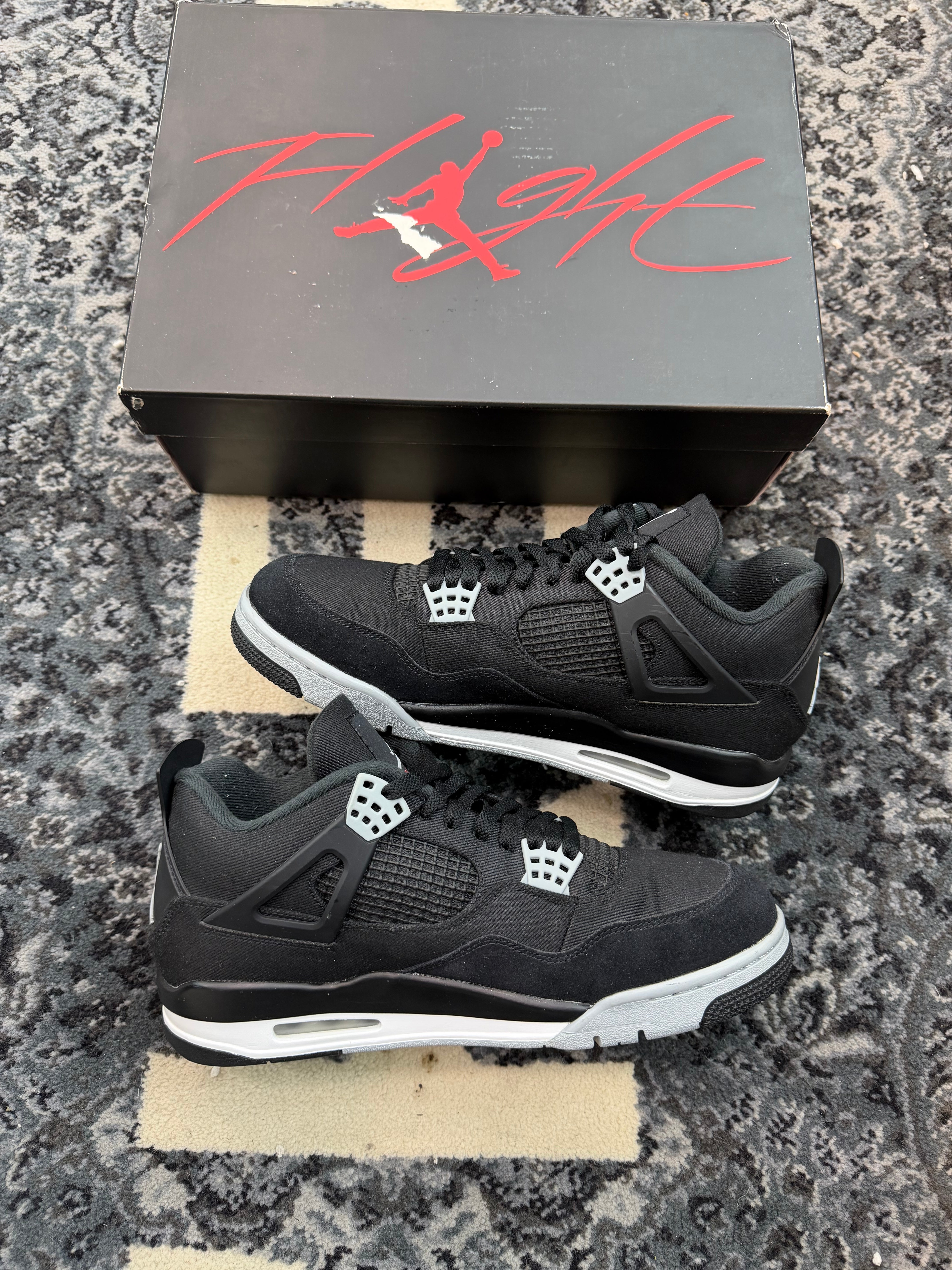 Jordan 4 “Black Canvas”