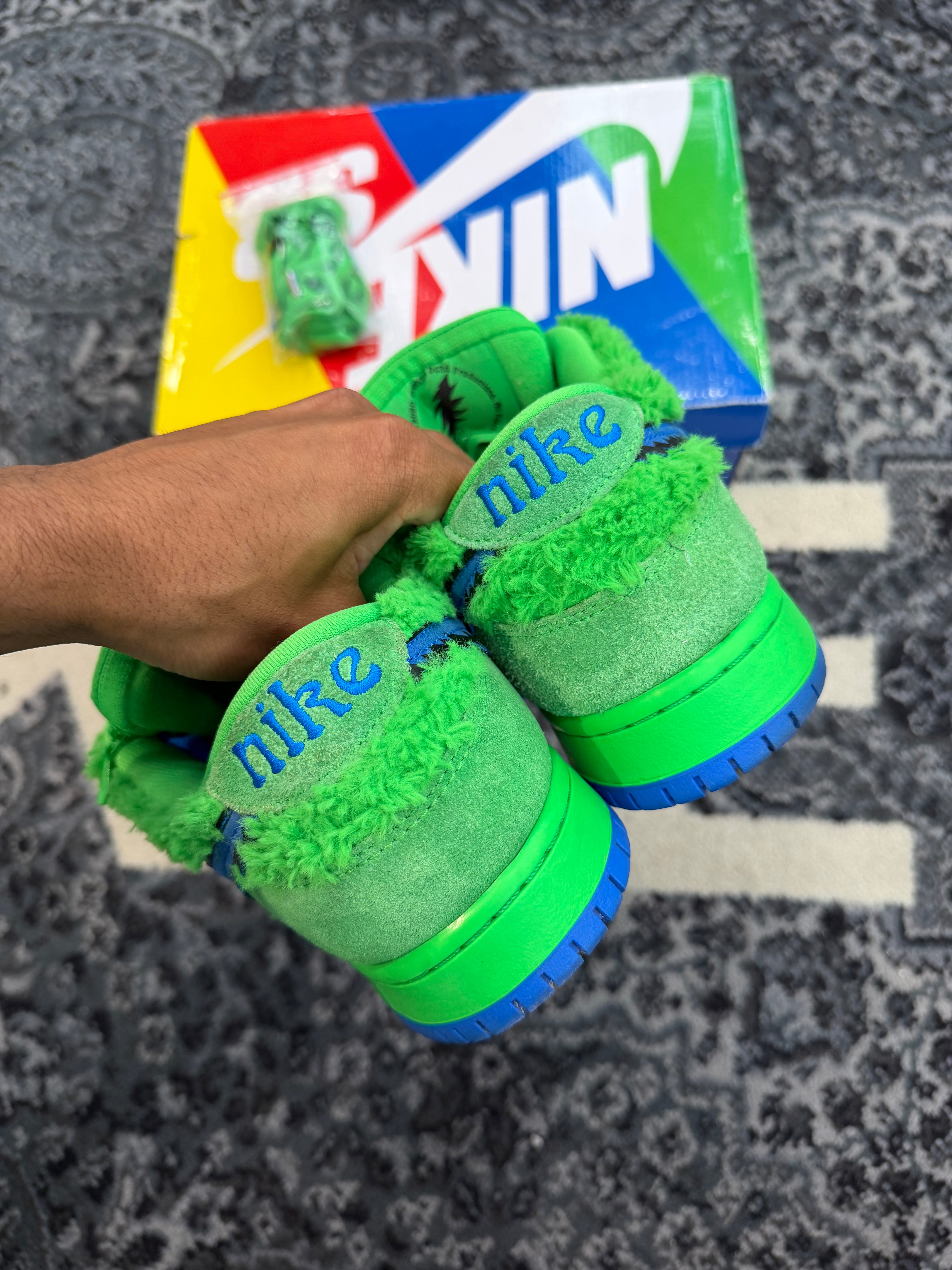 Nike SB Dunk Low Grateful Dead Bears “Green”