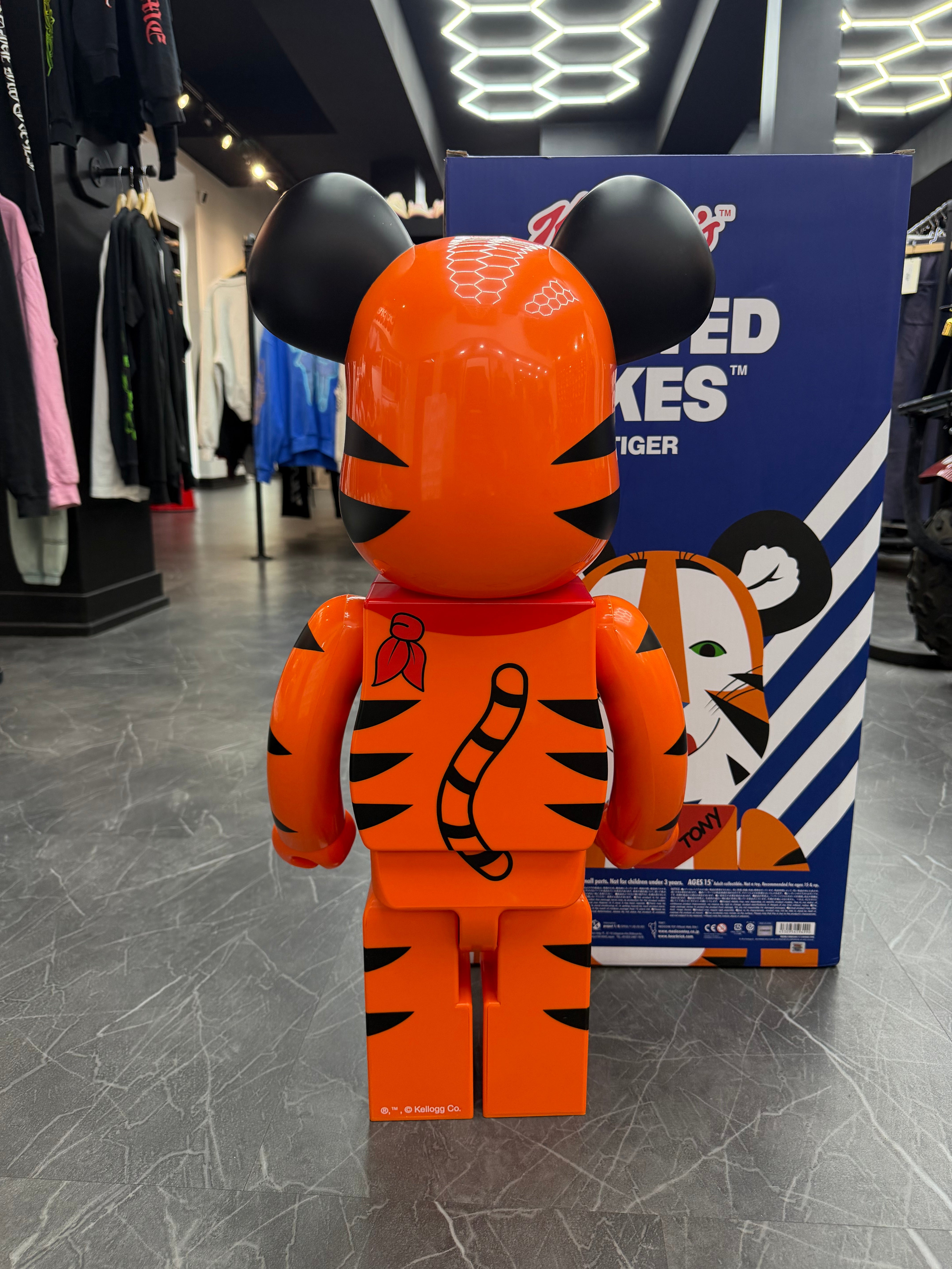 Bearbrick 1000% Kellogg’s Tony The Tiger