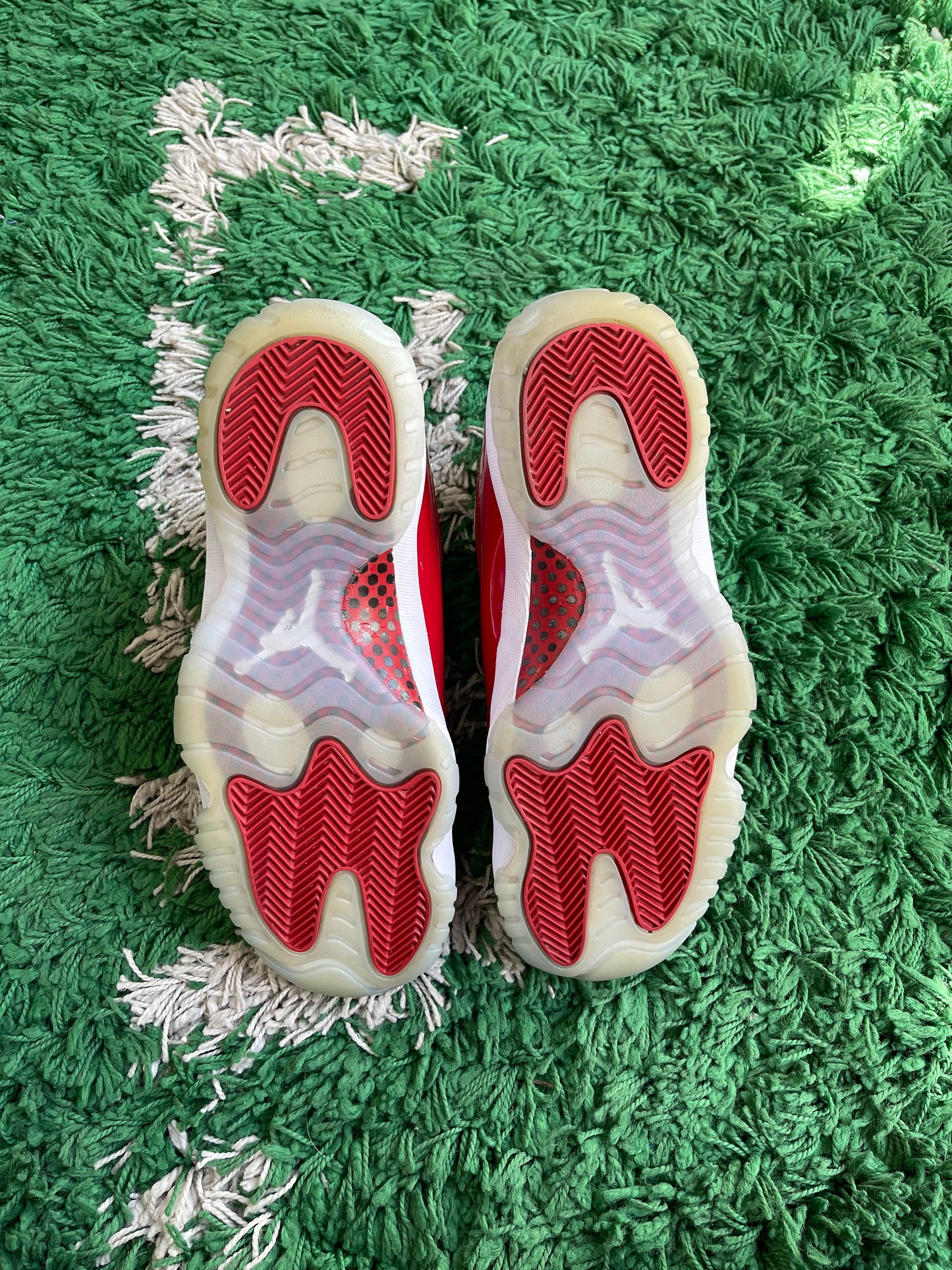 Jordan 11 “Cherry”