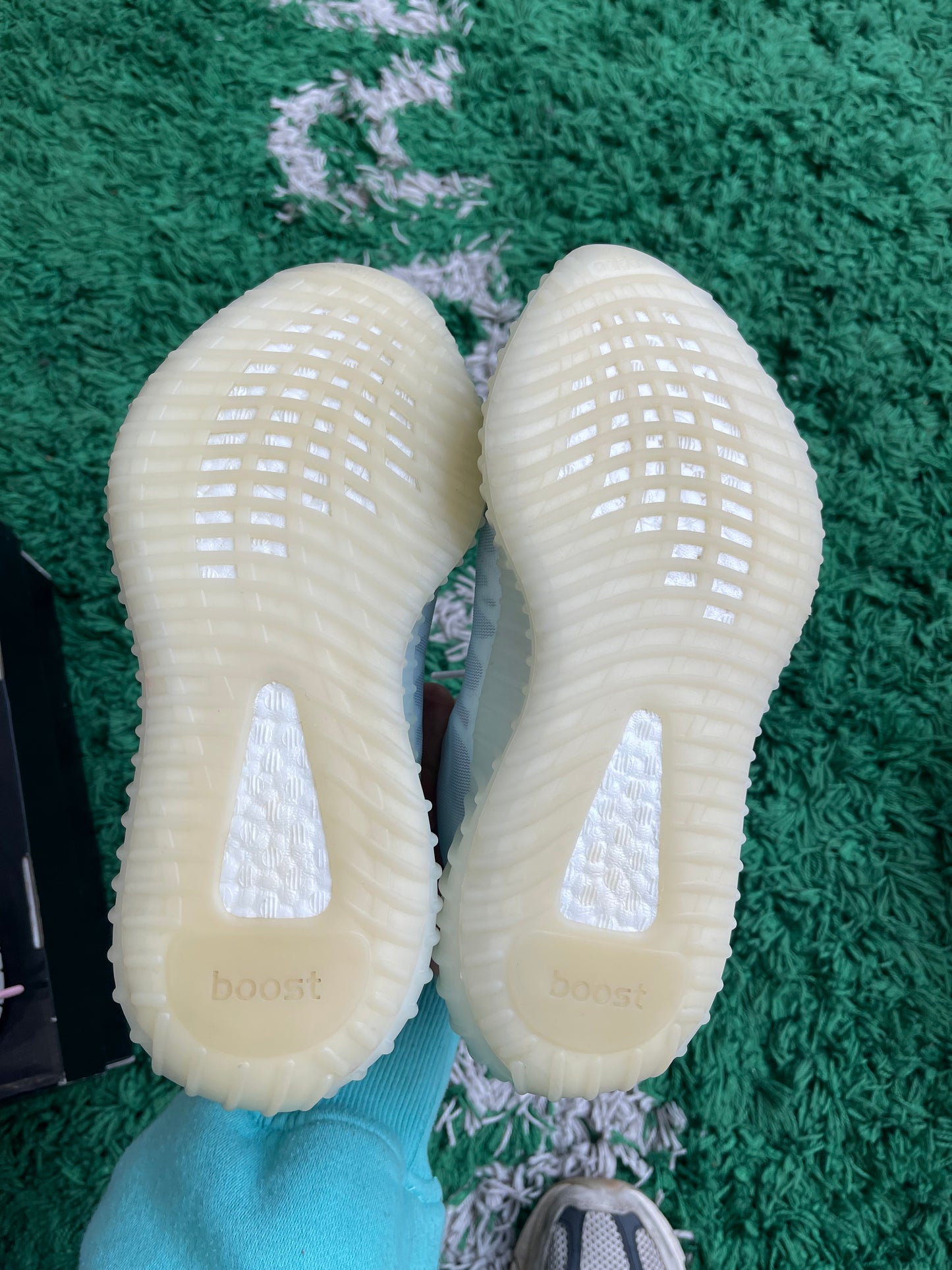 Yeezy 350 “Mono Ice”
