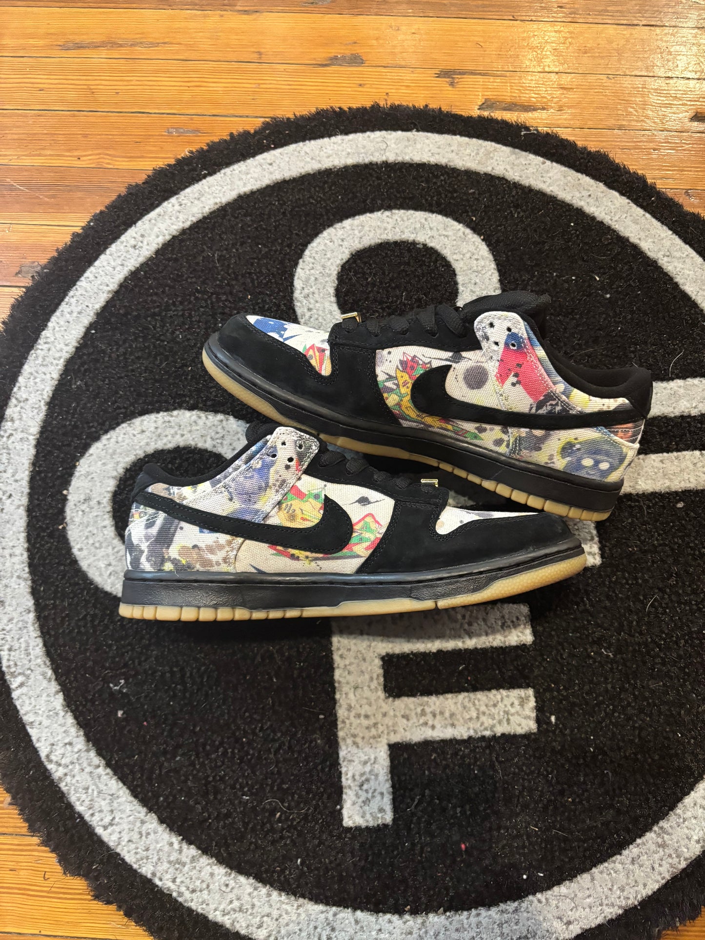 Nike Sb Dunk Low “Supreme Rammellzee”