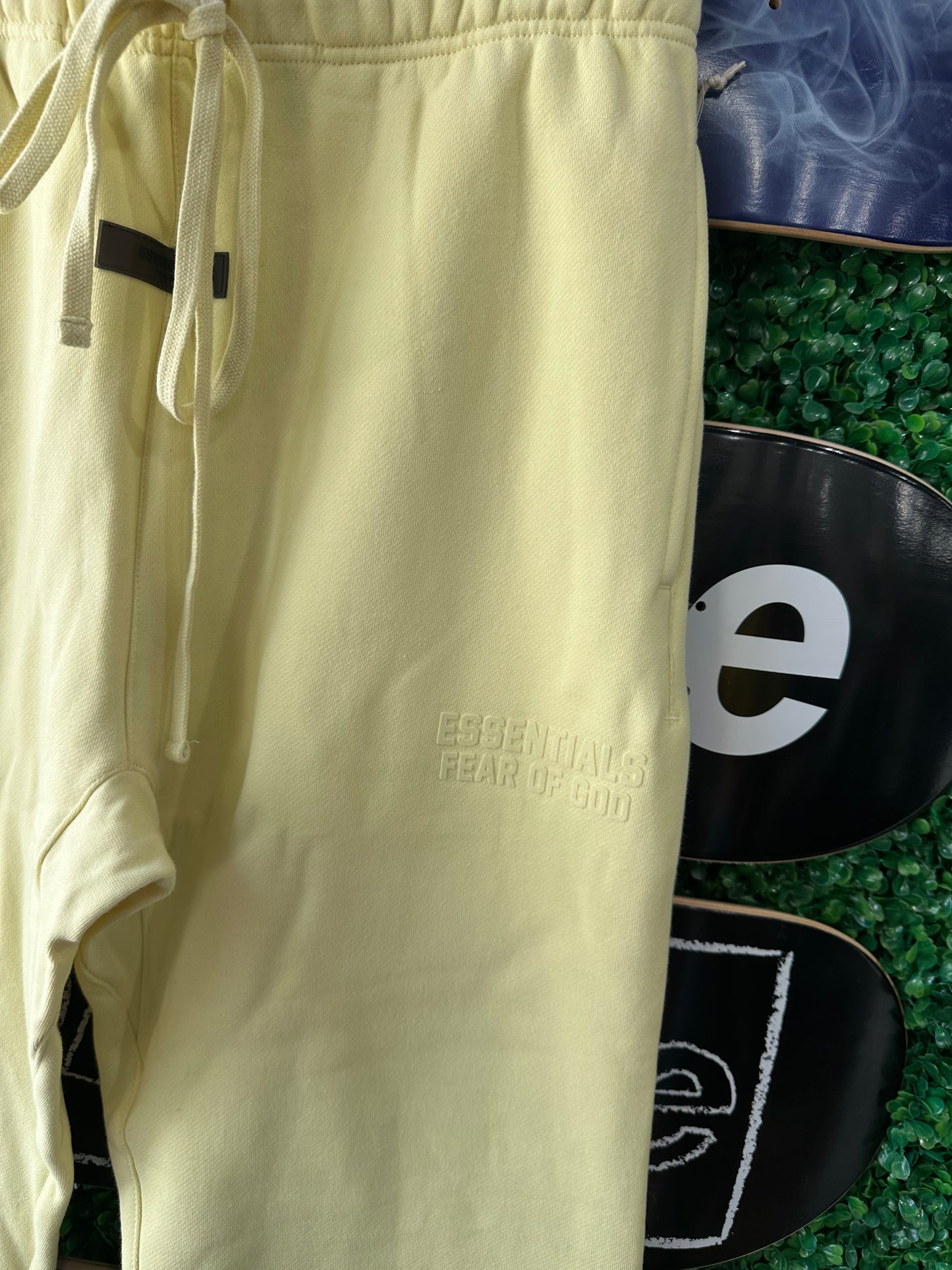 Essentials Sweatpants “Canary”