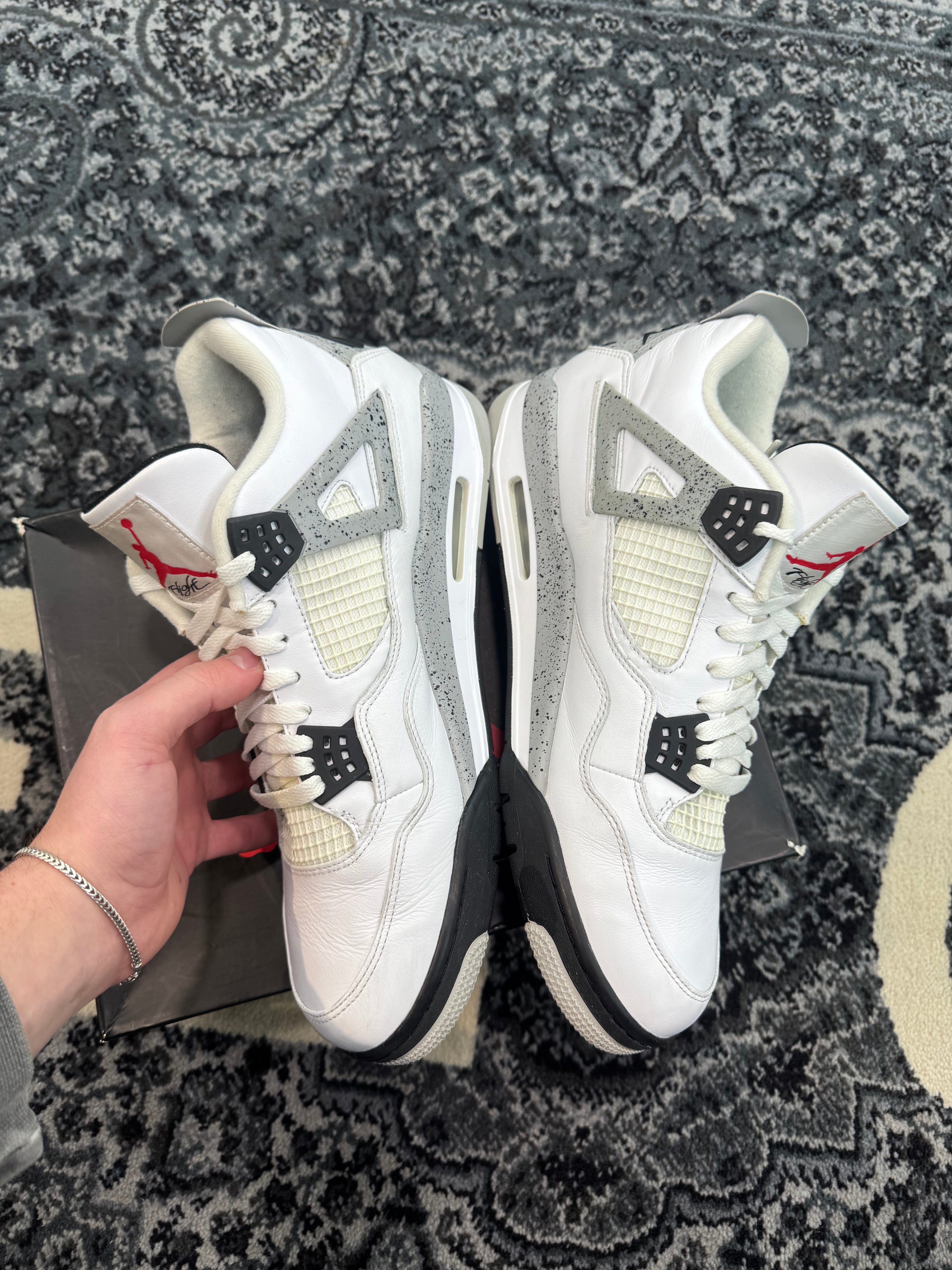 Jordan 4 White Cement (2016)