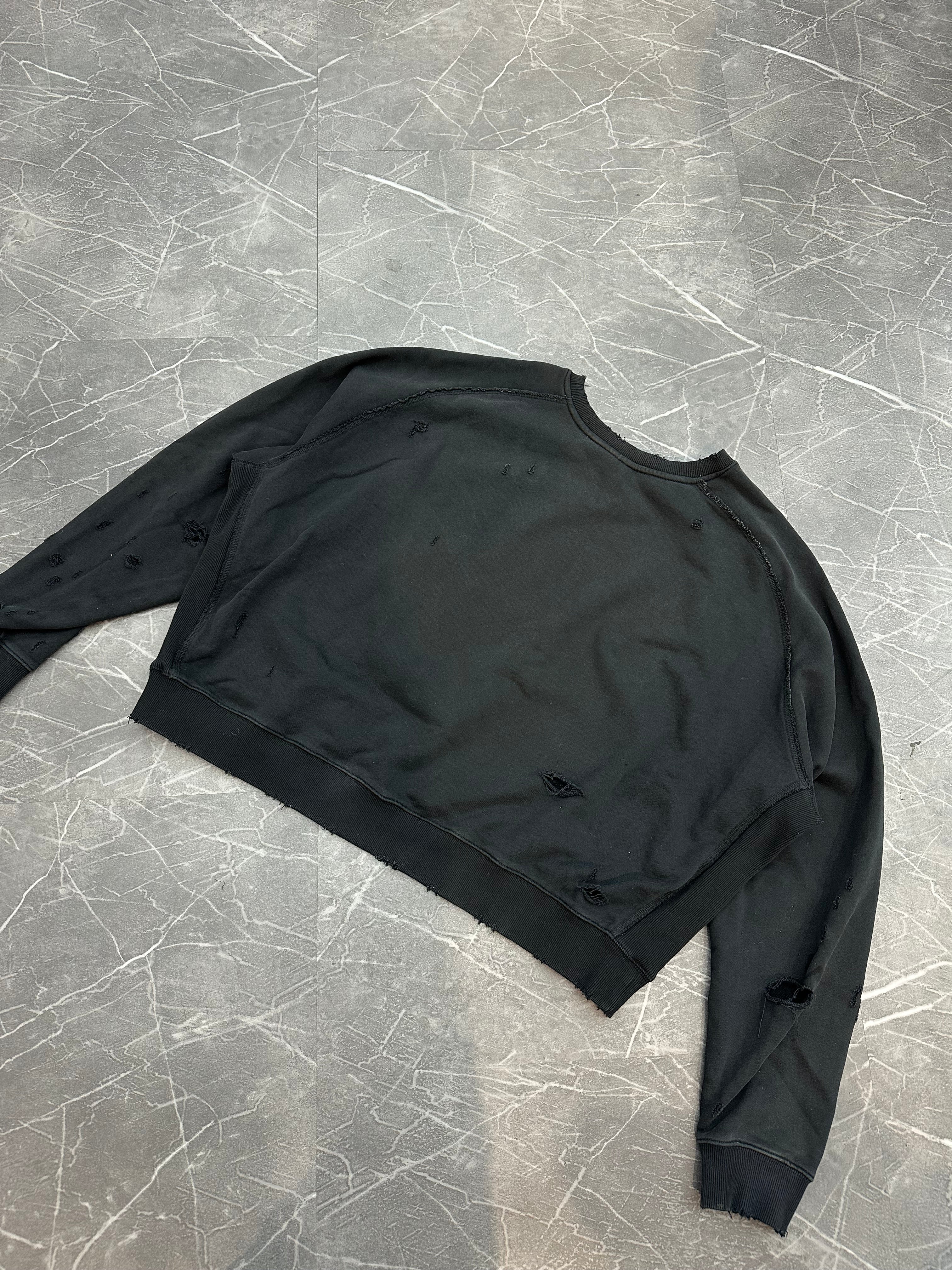 GV Gallery Raspberry Hills RAF Berry Crewneck Black