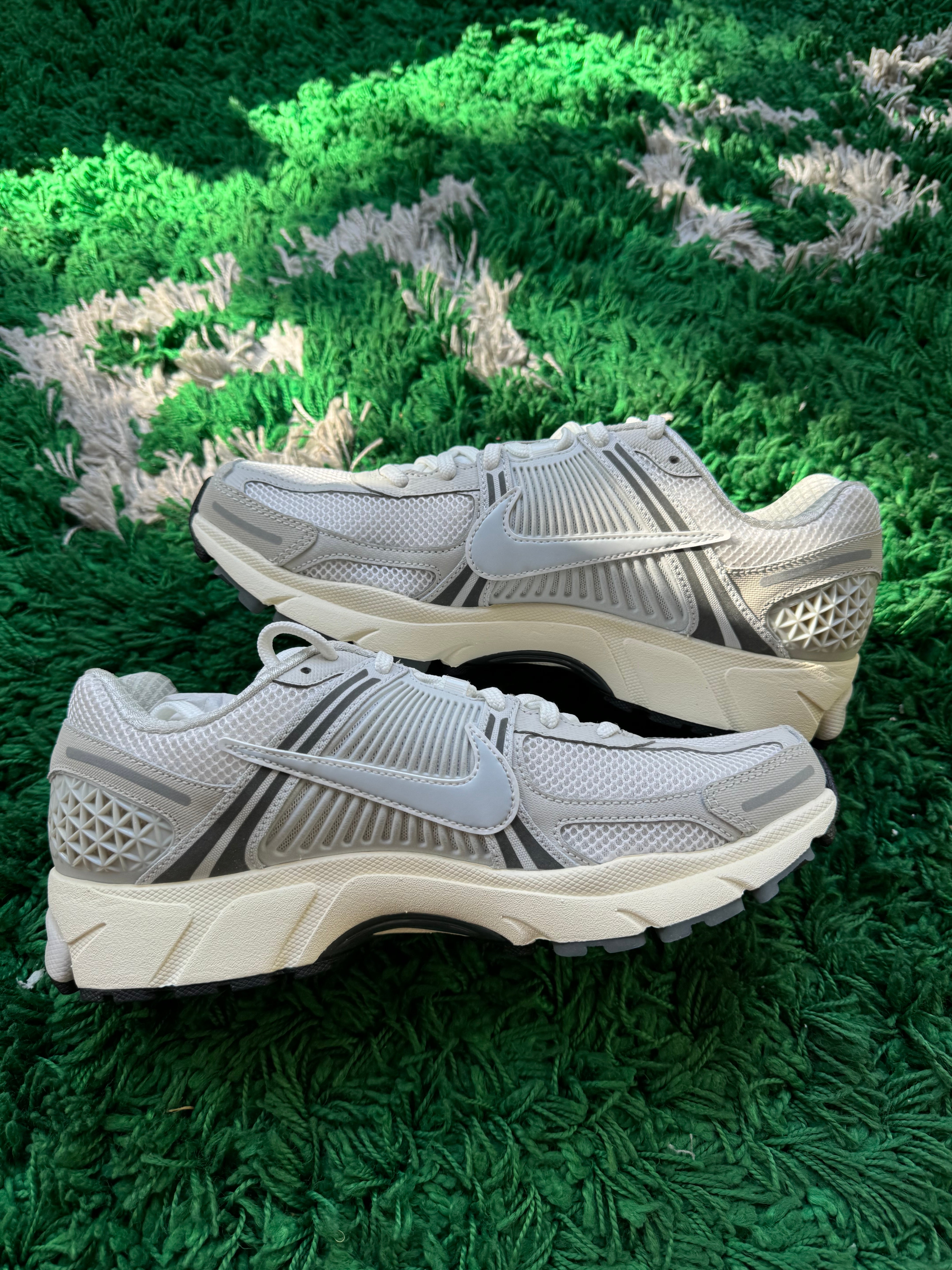 Nike Zoom Vomero 5 “Platinum Tint”