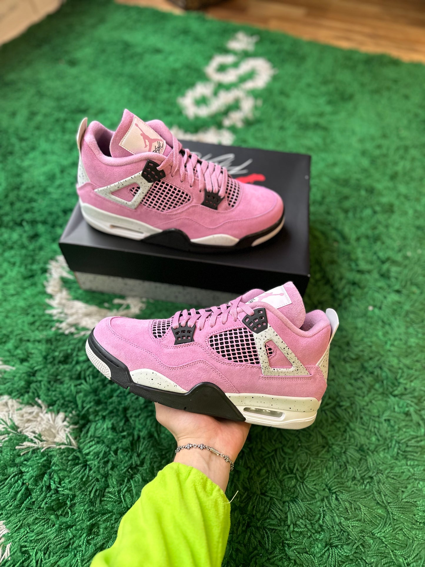 Jordan 4 “Pink Orchid”