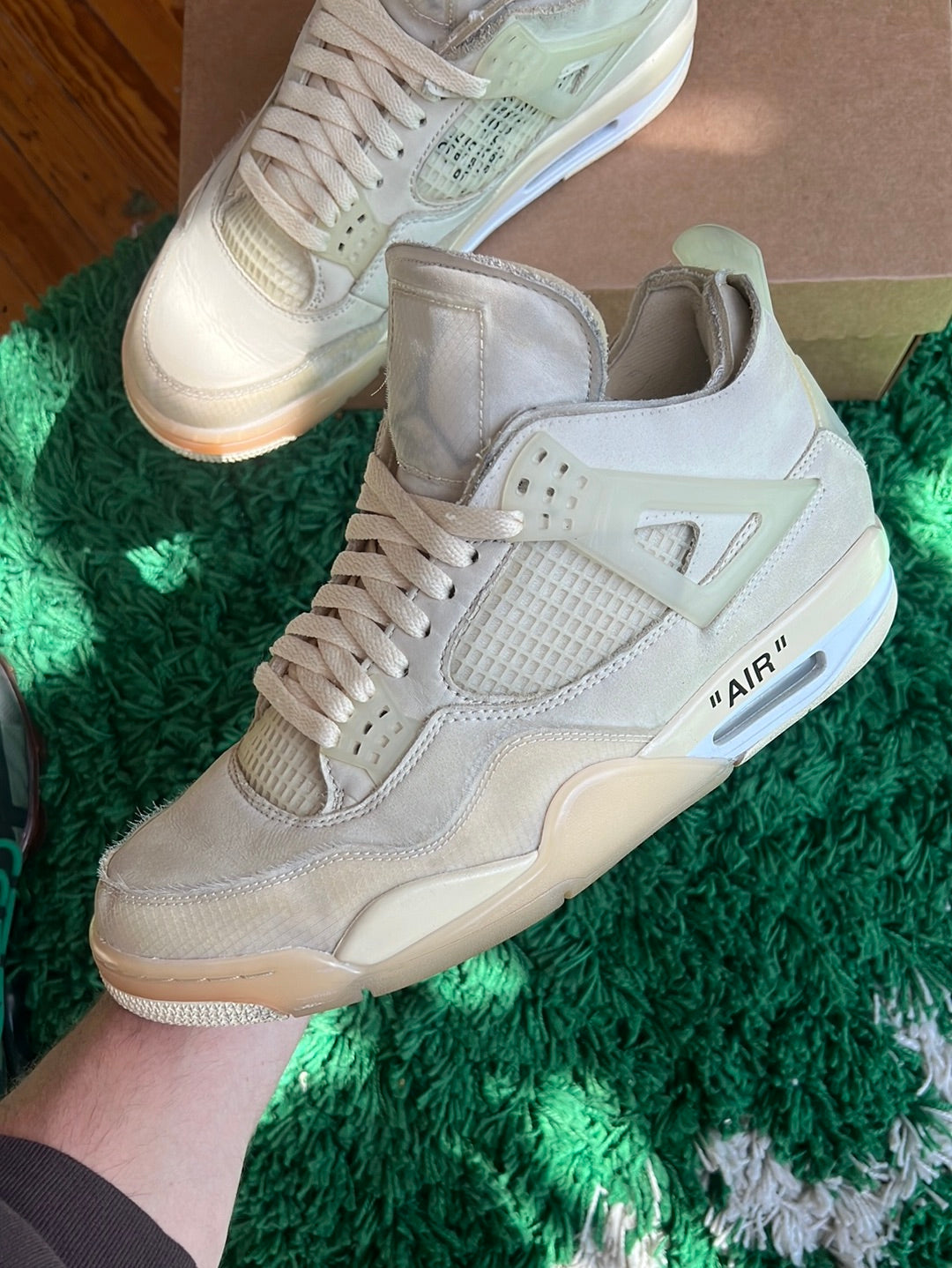 Jordan 4 x Off-White “Sail”