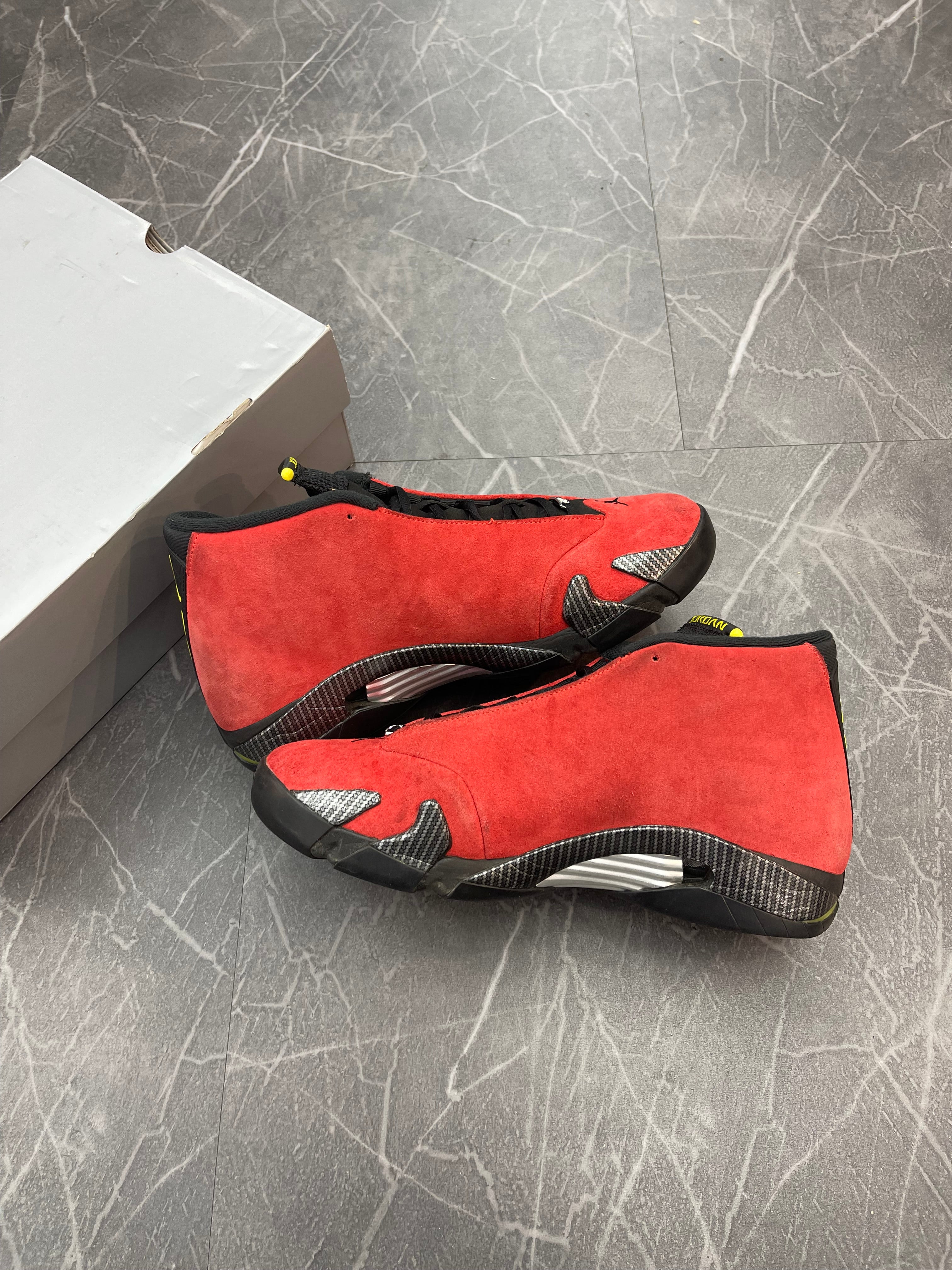 Jordan 14 “Ferrari”