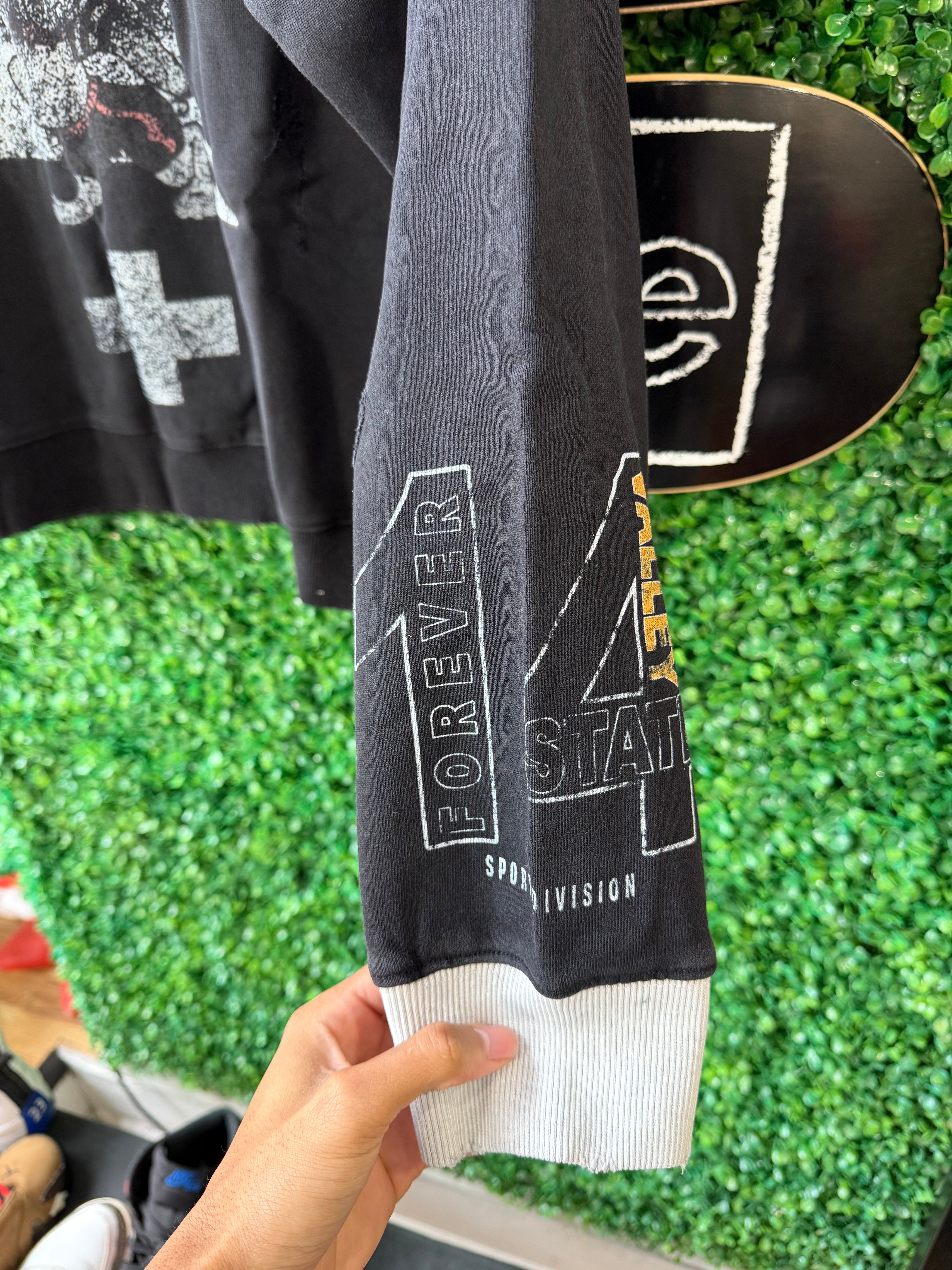 Vale Prison Break Crewneck