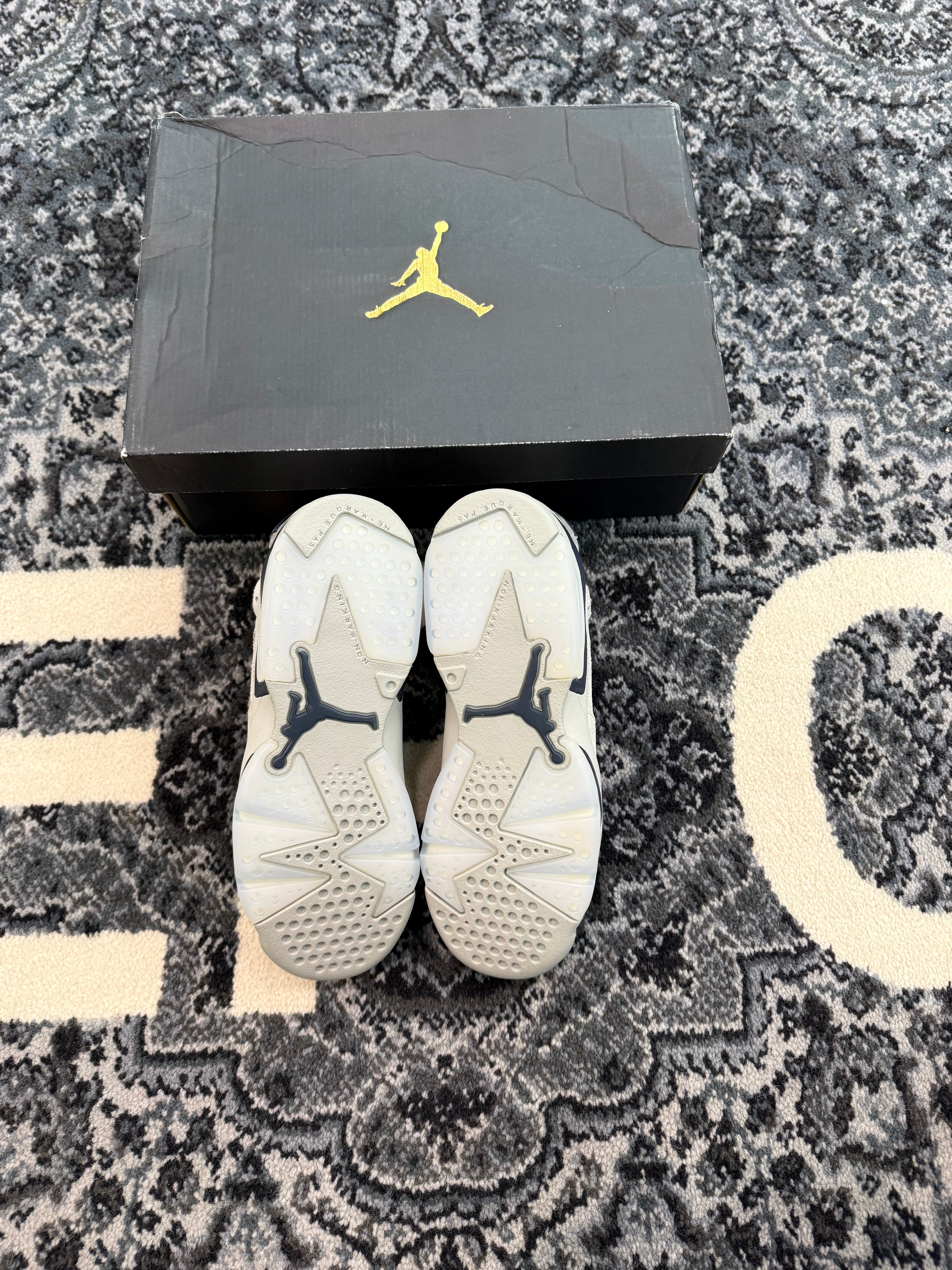 Jordan 6 “Georgetown” (2022)