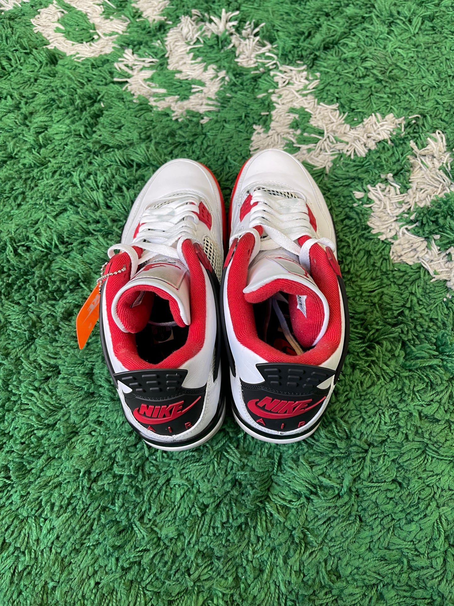 Jordan 4 “Fire Red”