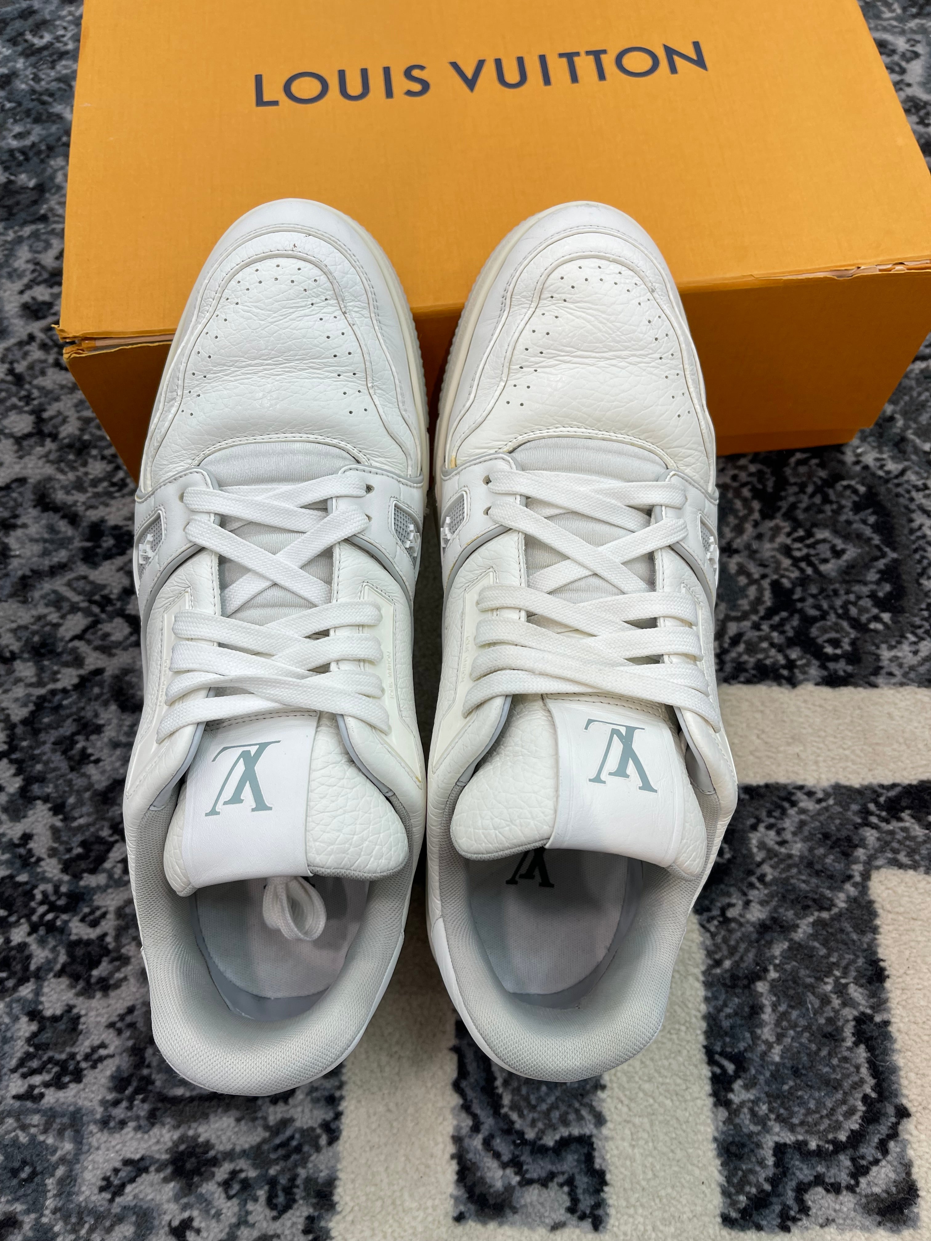 Louis Vuitton Trainer Signature “White Cream”