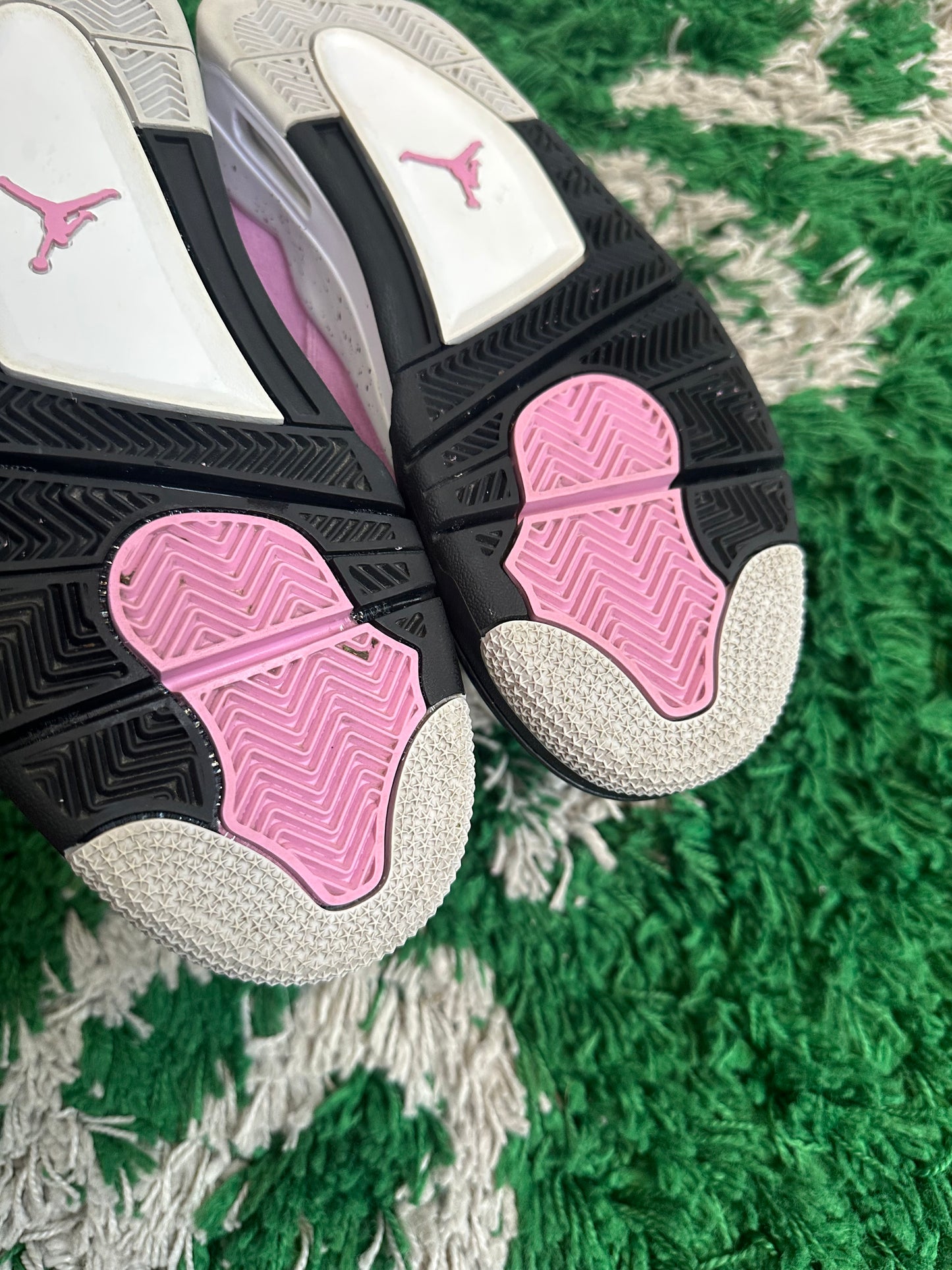 Jordan 4 “Pink Orchid”