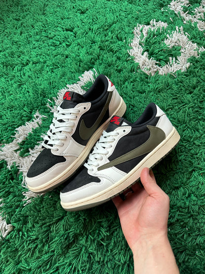 Travis Scott Jordan 1 Low “Olive”