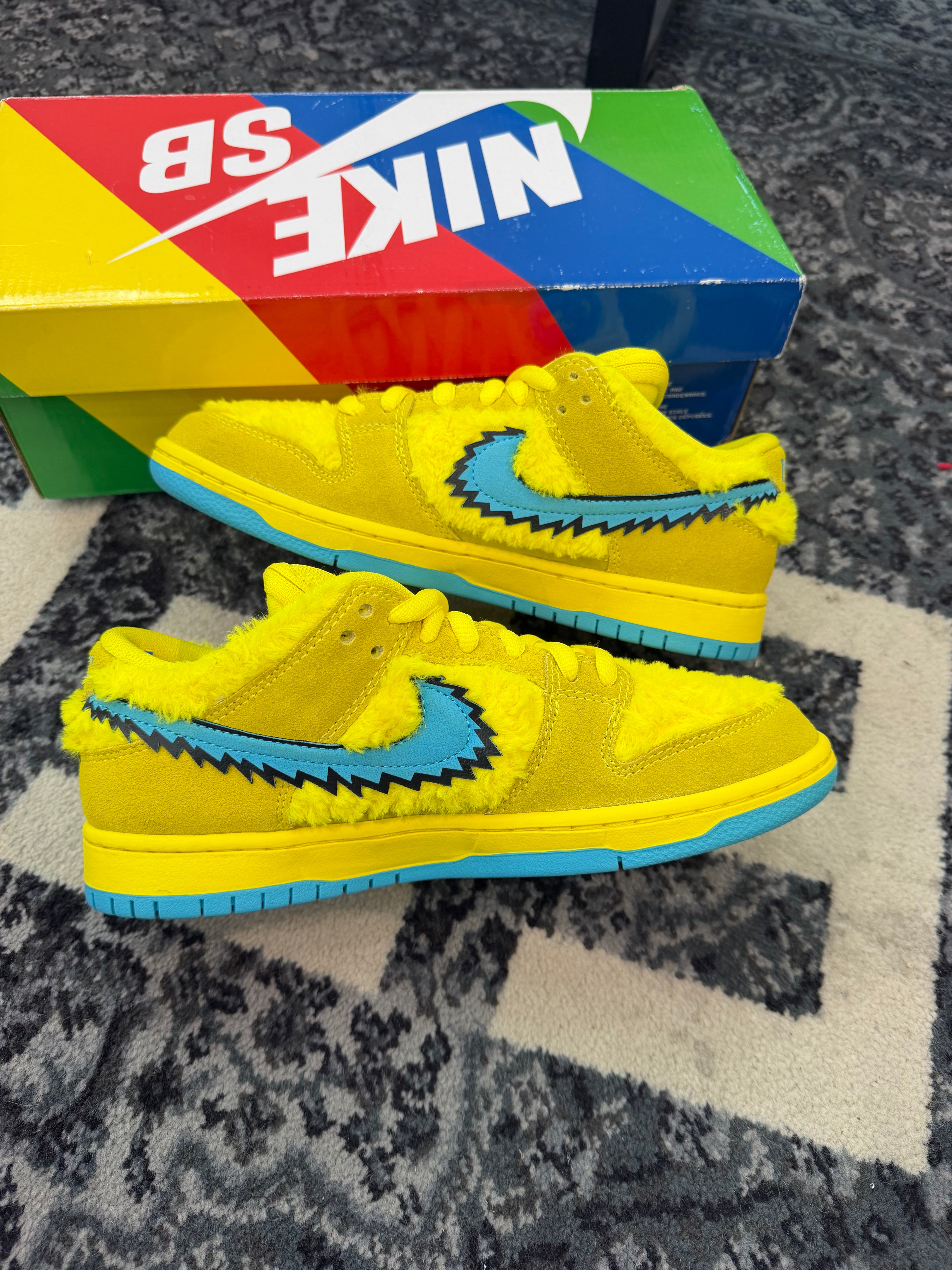 Nike Dunk Low SB Grateful Dead “Yellow”