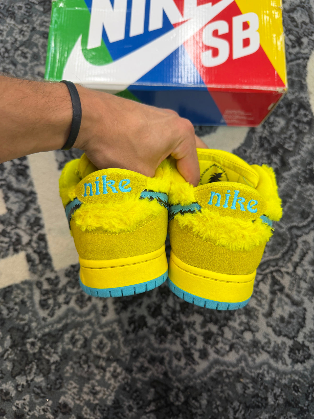 Nike SB Dunk Low Grateful Dead “Opti Yellow” (Size 9.5) (Lightly Worn) - Image 4