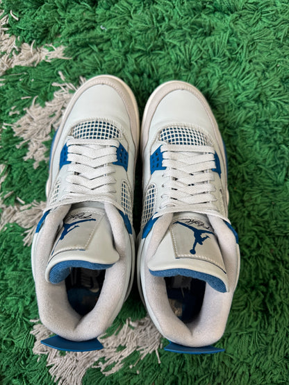 Jordan 4 “Military Blue”