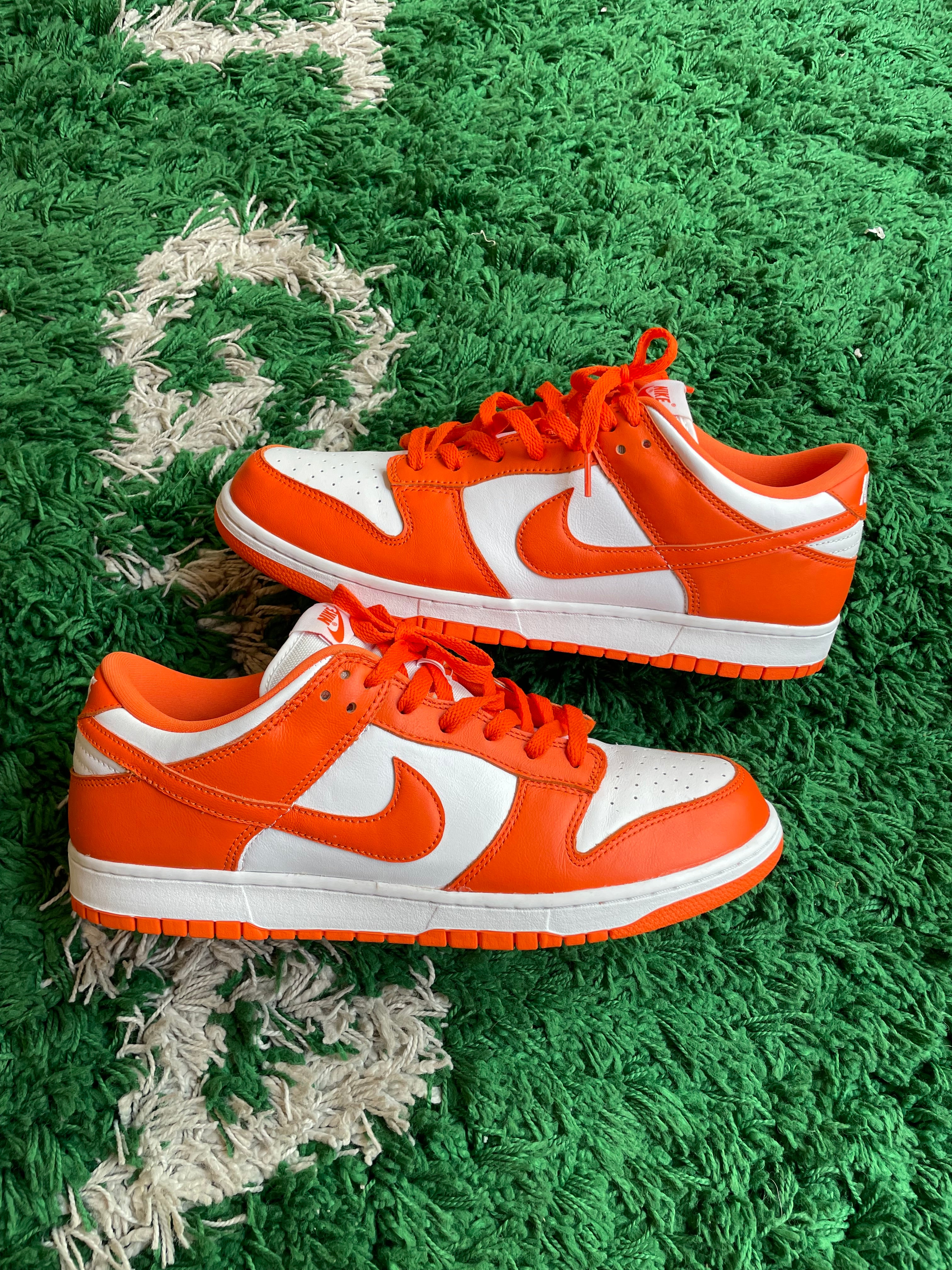 Nike Dunk Low “Syracuse”