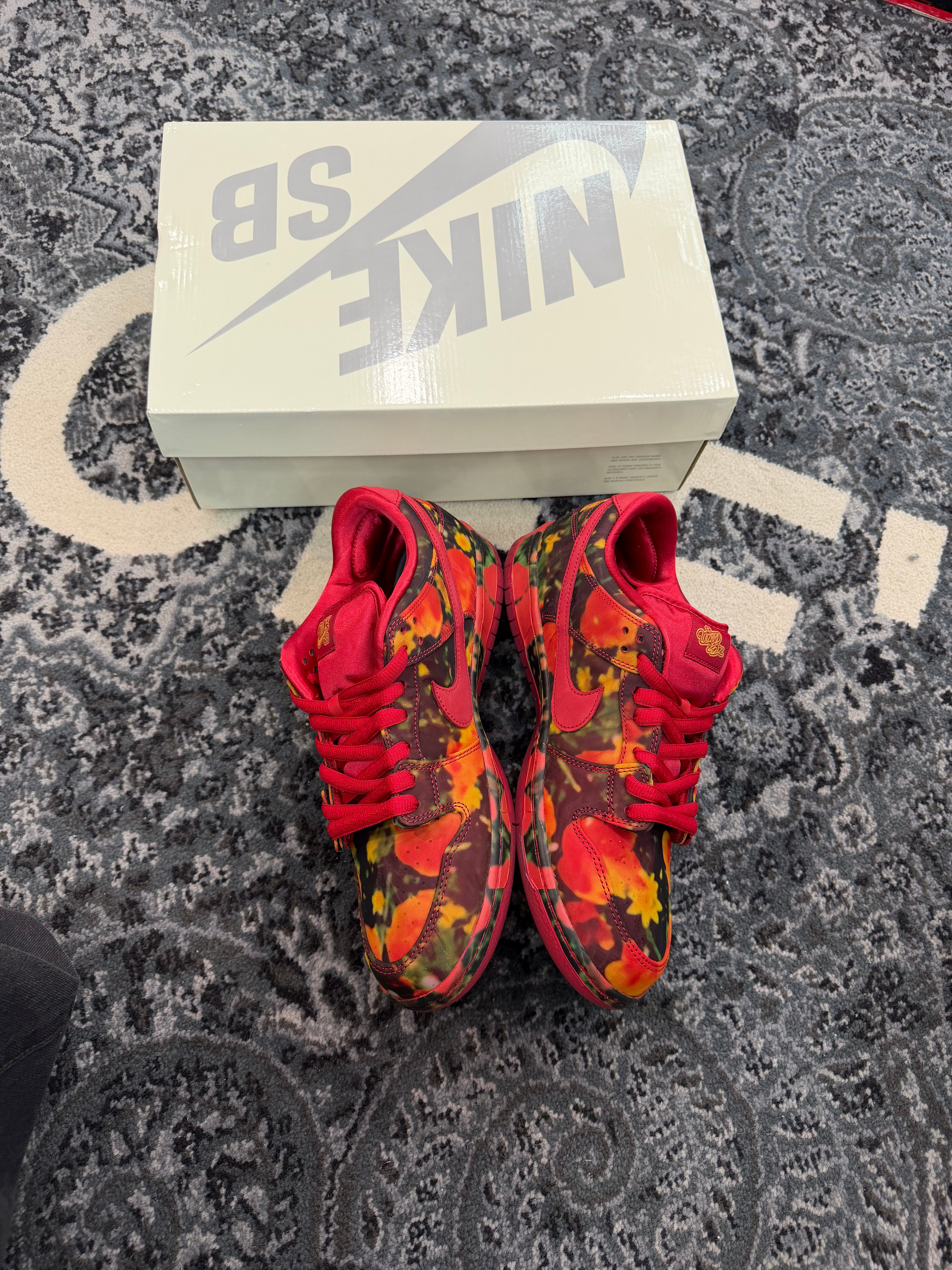 Nike SB Dunk Low “Wizard of Oz”