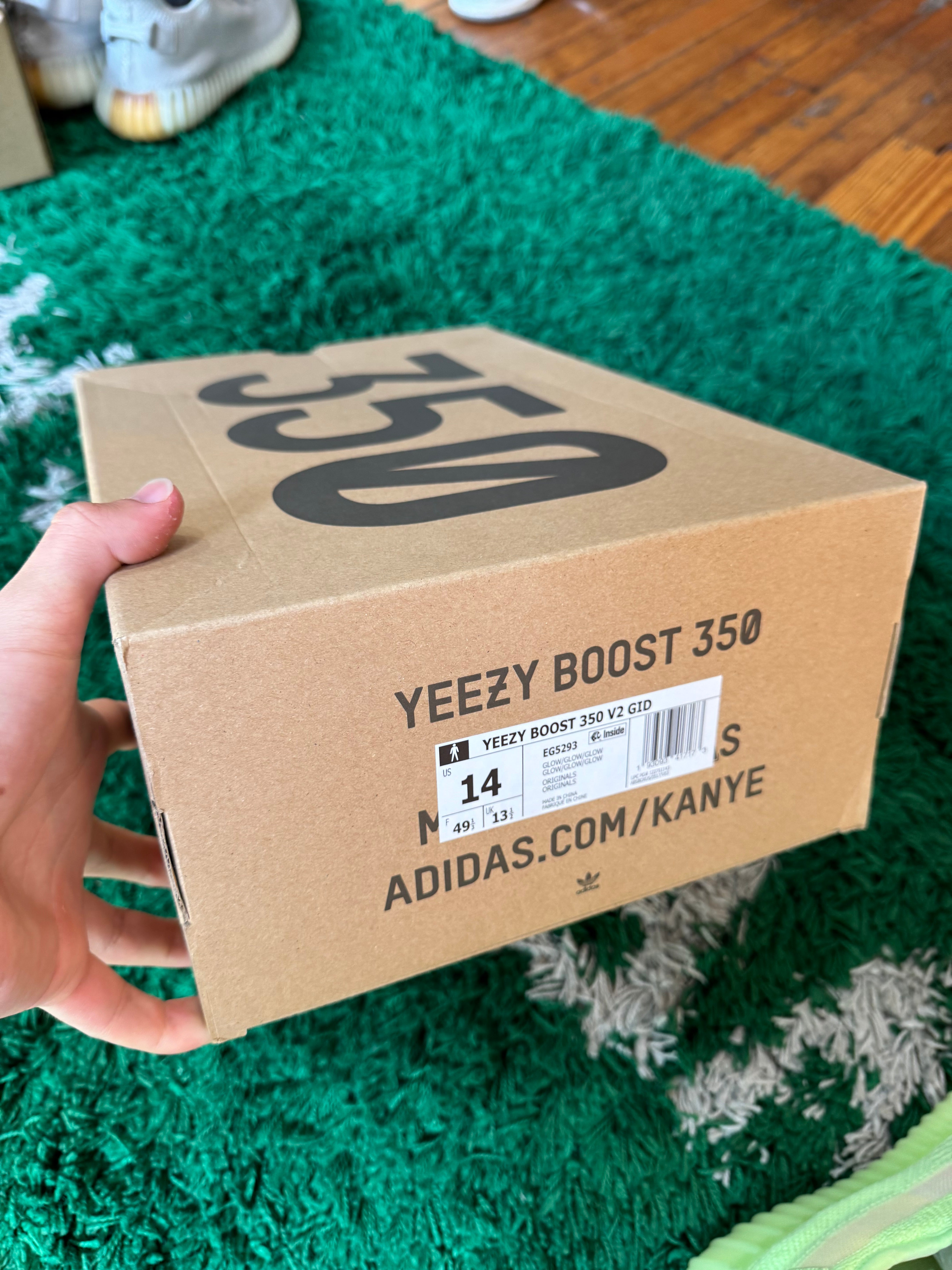 Yeezy 350 “Glow”