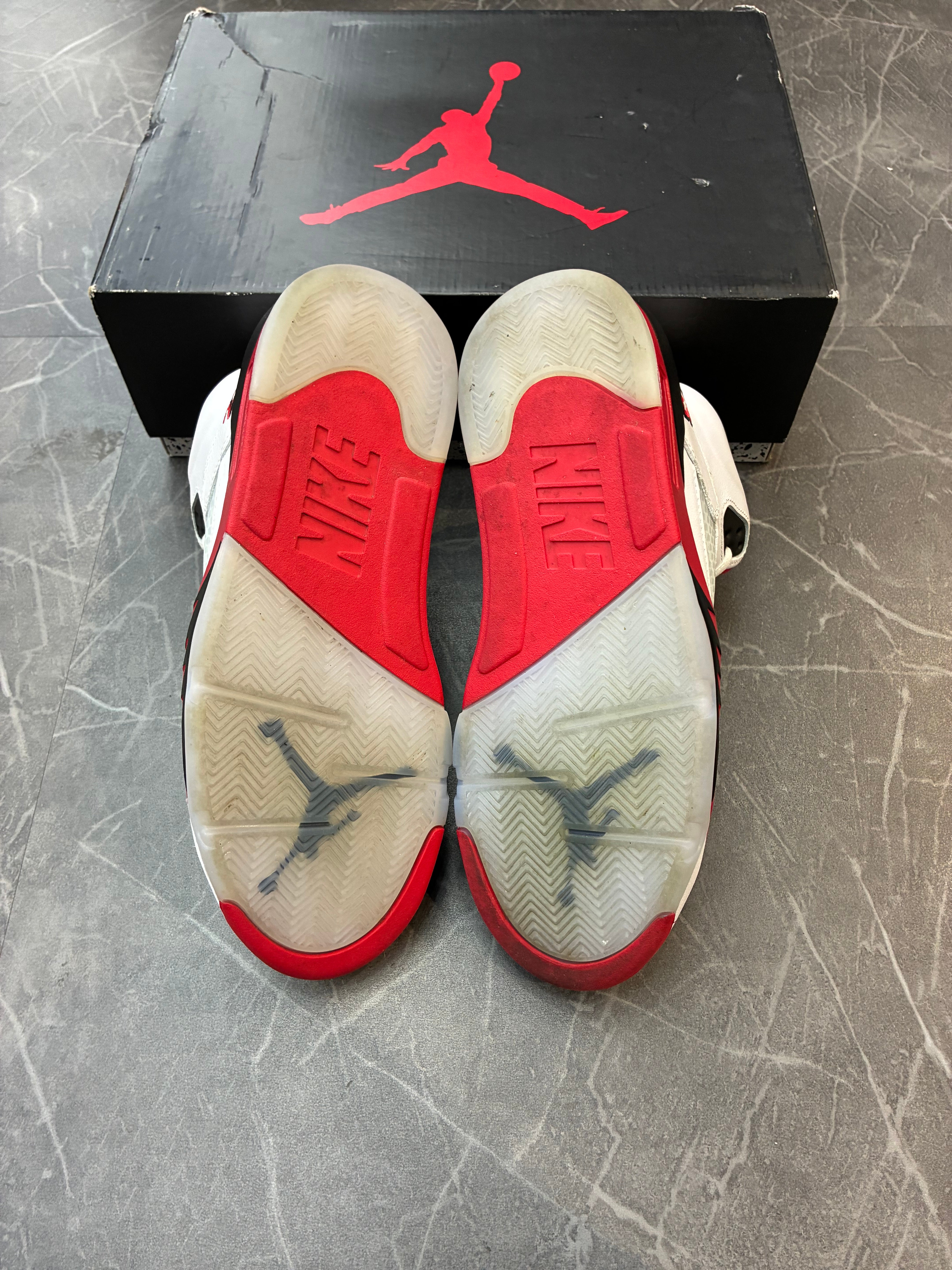 Jordan 5 “Fire Red Black Tongue”