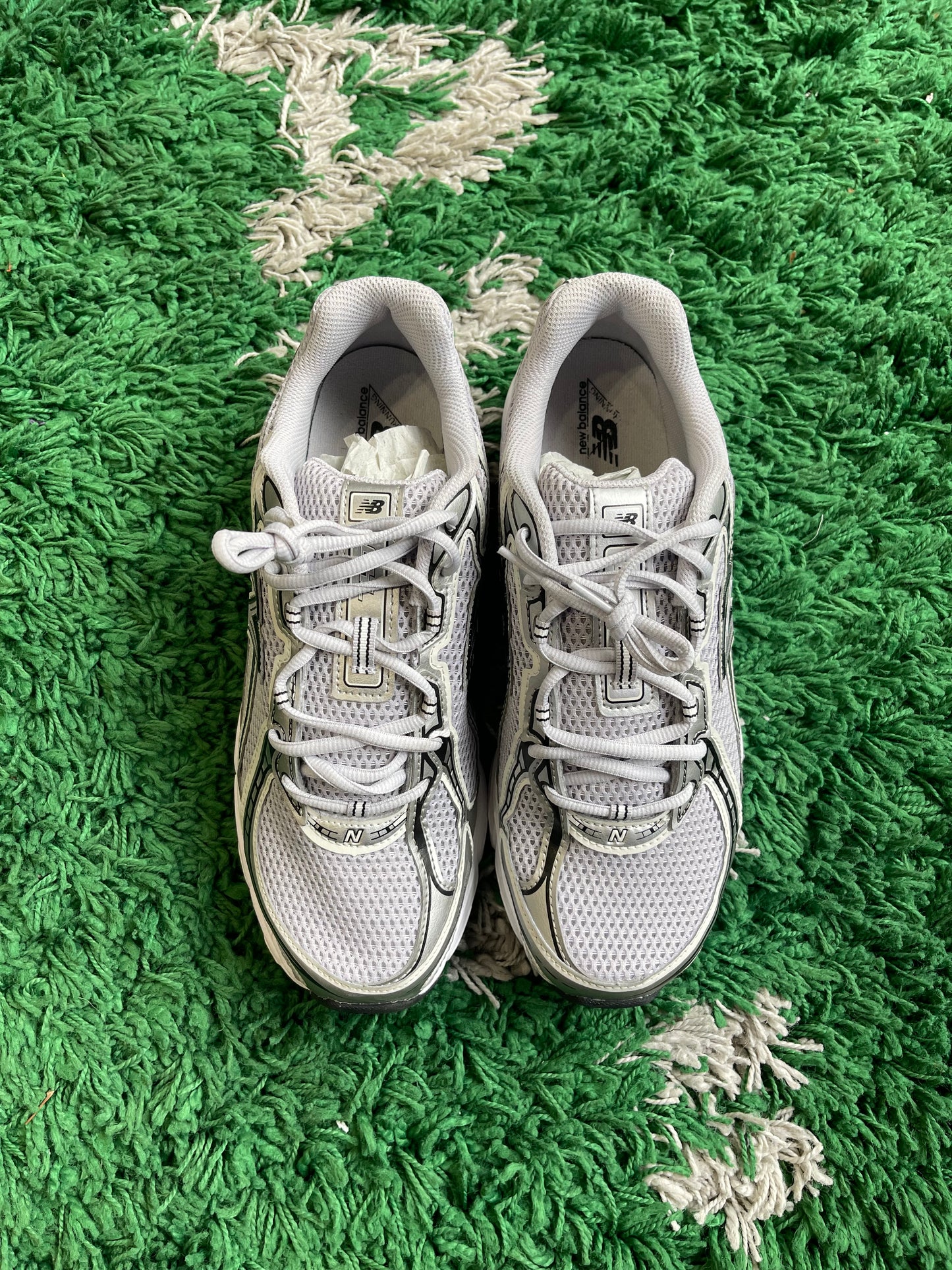 New Balance 740 “Pearl Grey White”