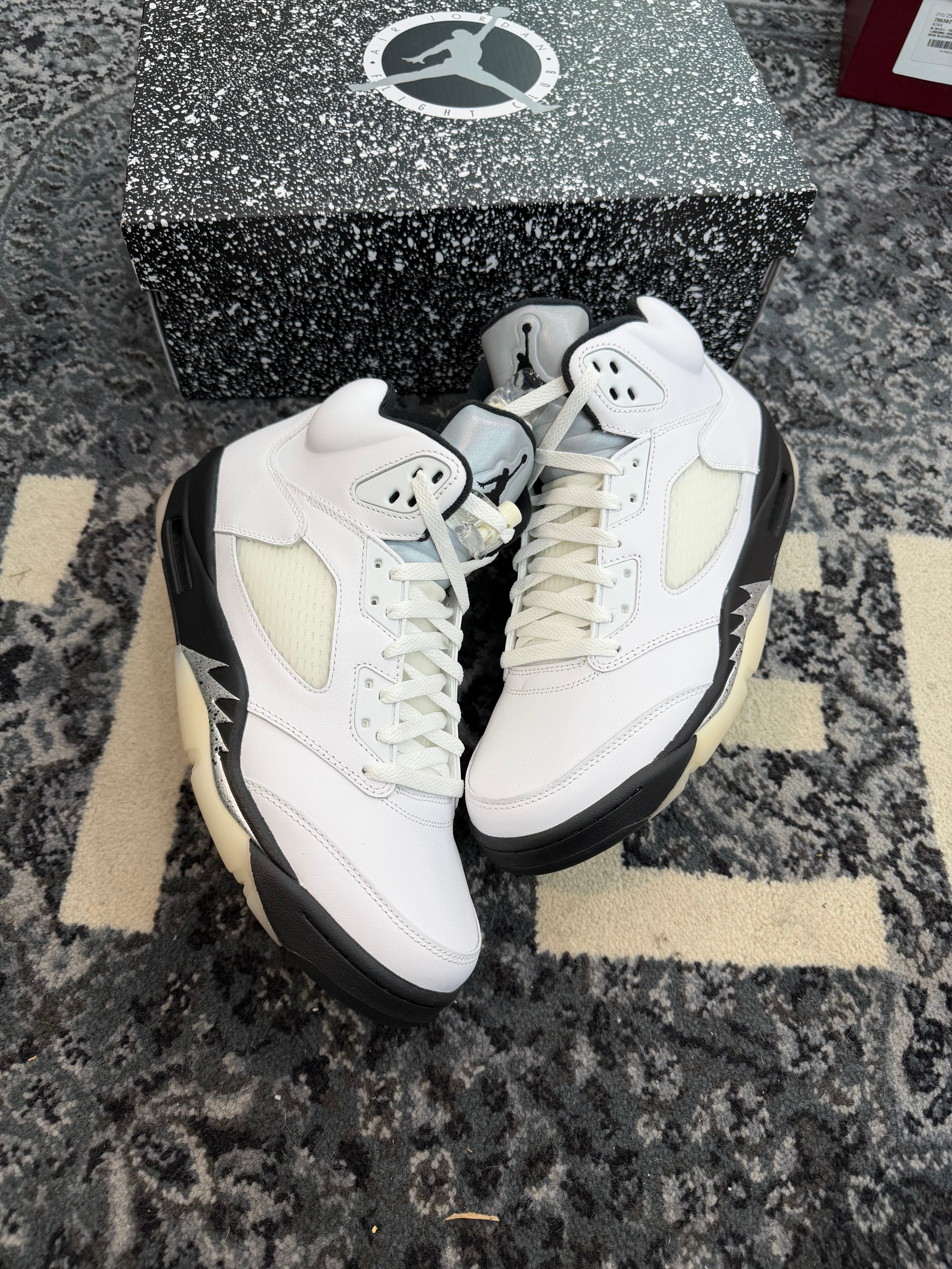 Jordan 5 “Reverse Metallic”