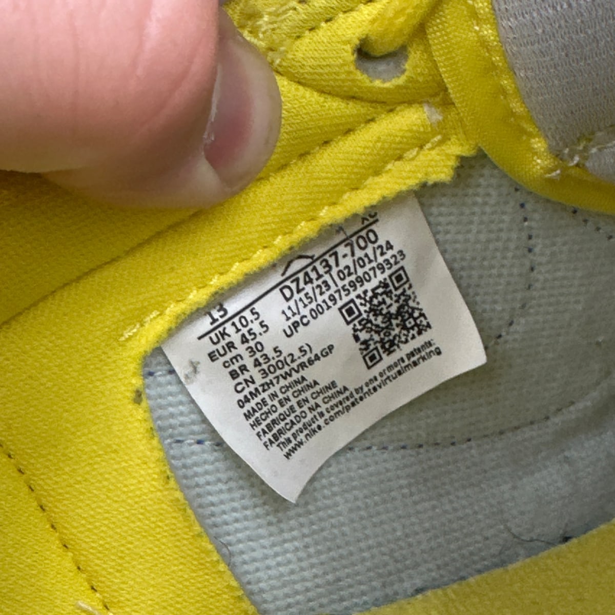 Jordan 1 Retro Low OG SP Travis Scott Canary (Women's) - Image 4