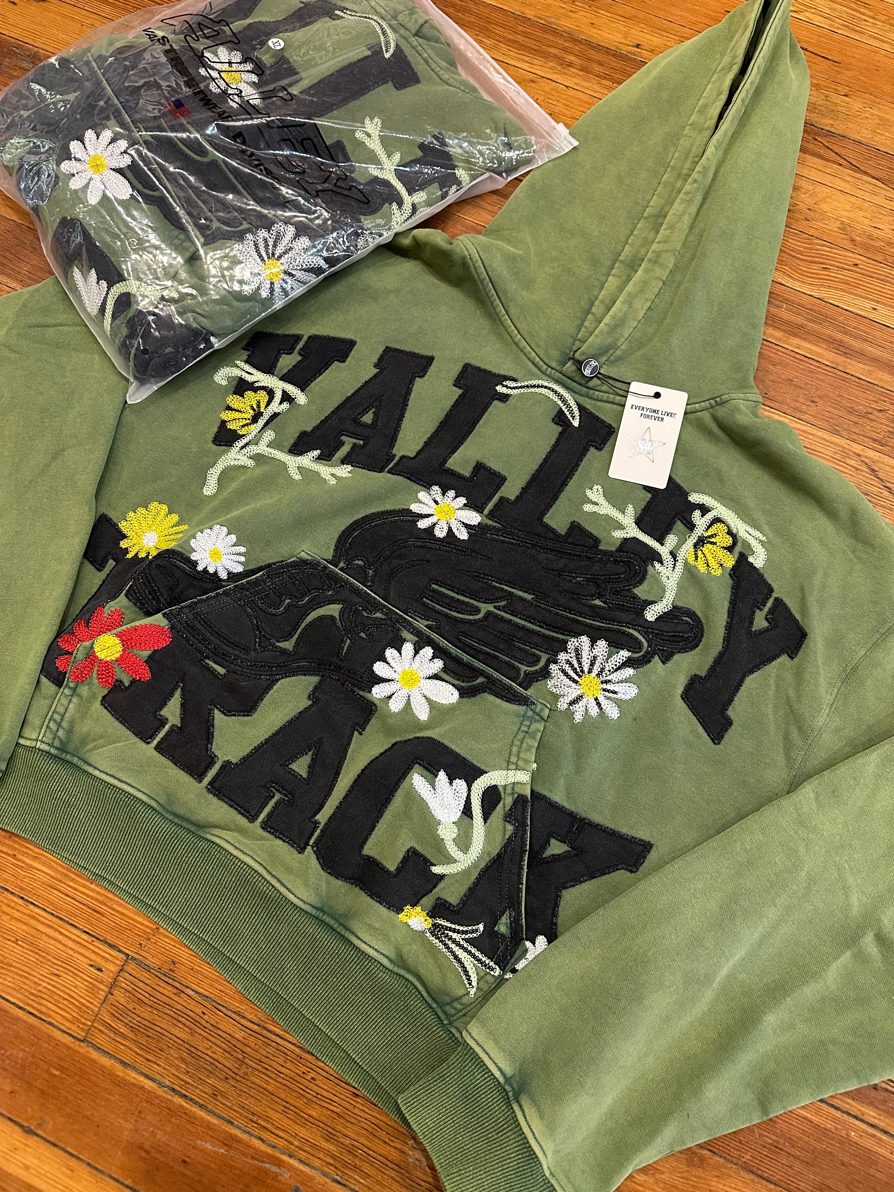 Vale Forever Garden Pullover