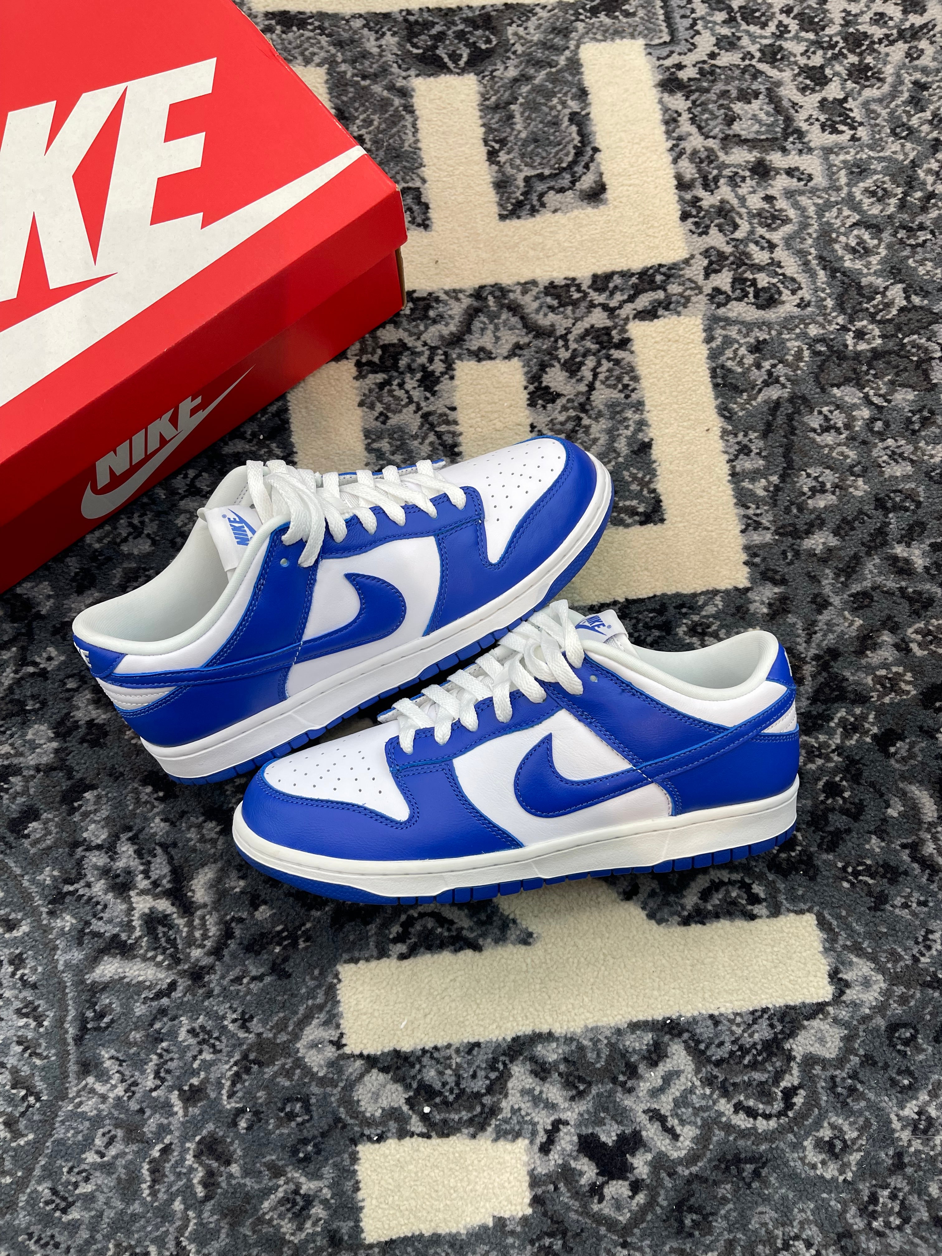 Nike Dunk Low “Kentucky”