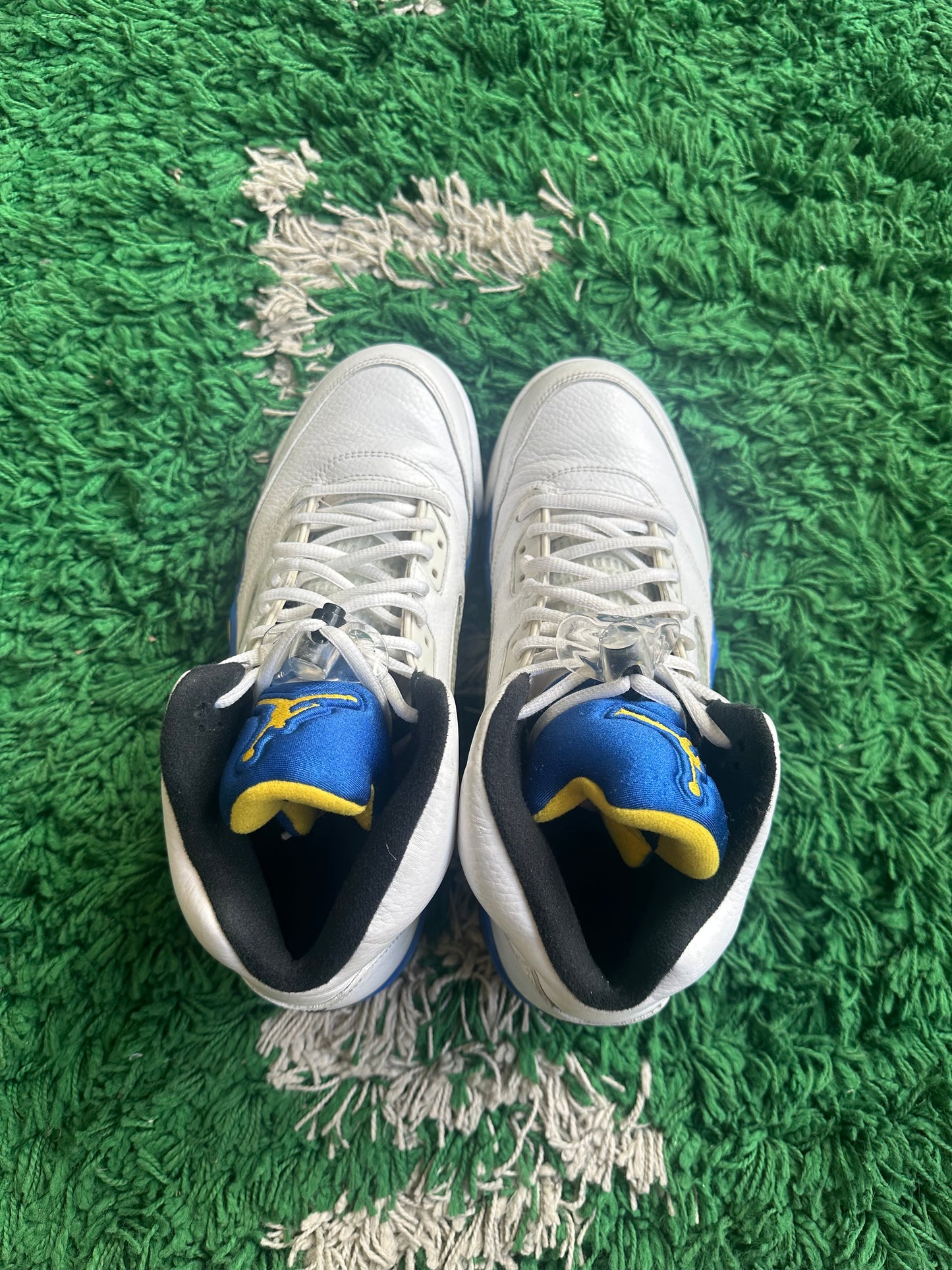 Jordan 5 “Laney”