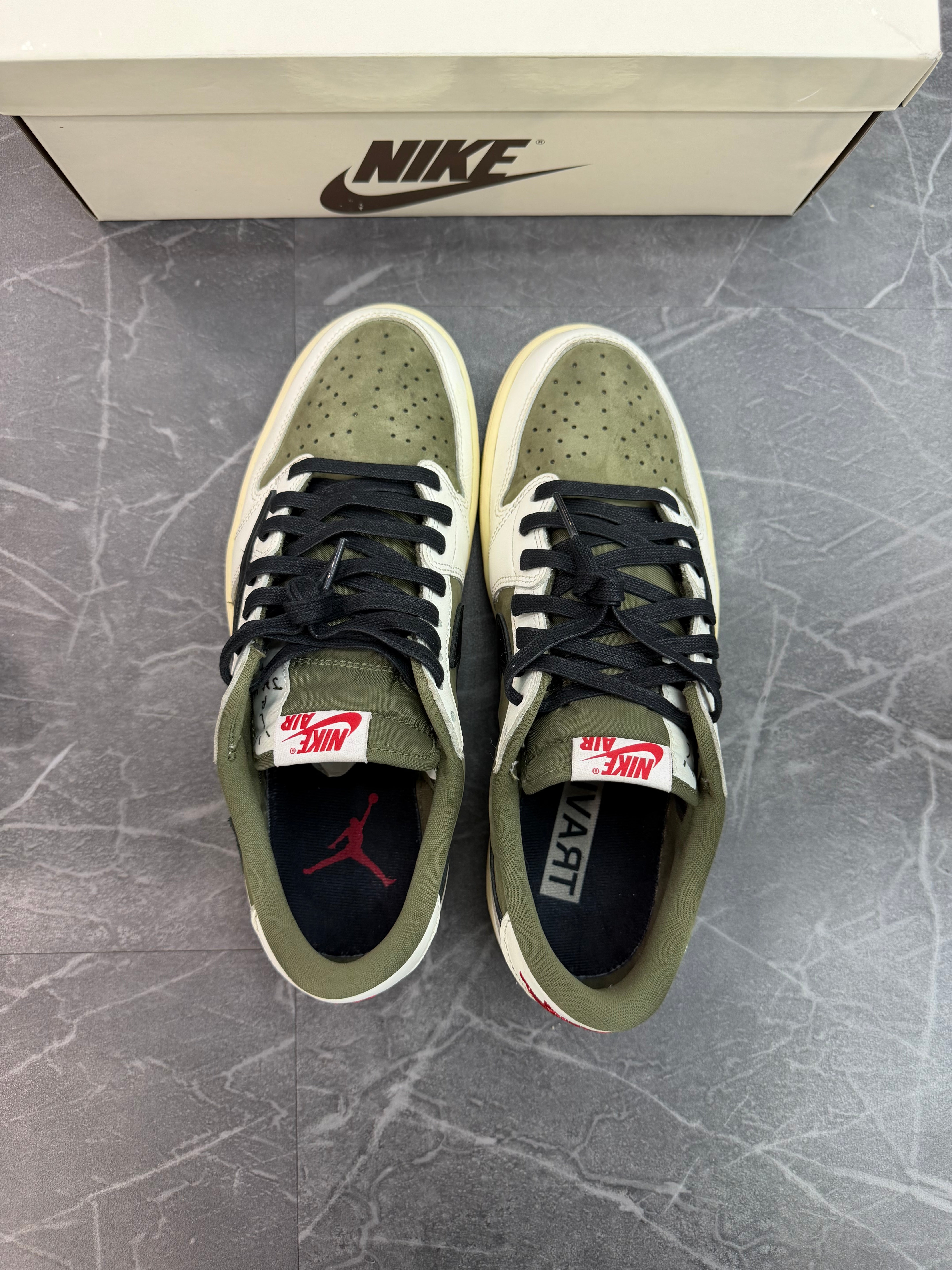 Jordan 1 Low Travis Scott “Medium Olive”