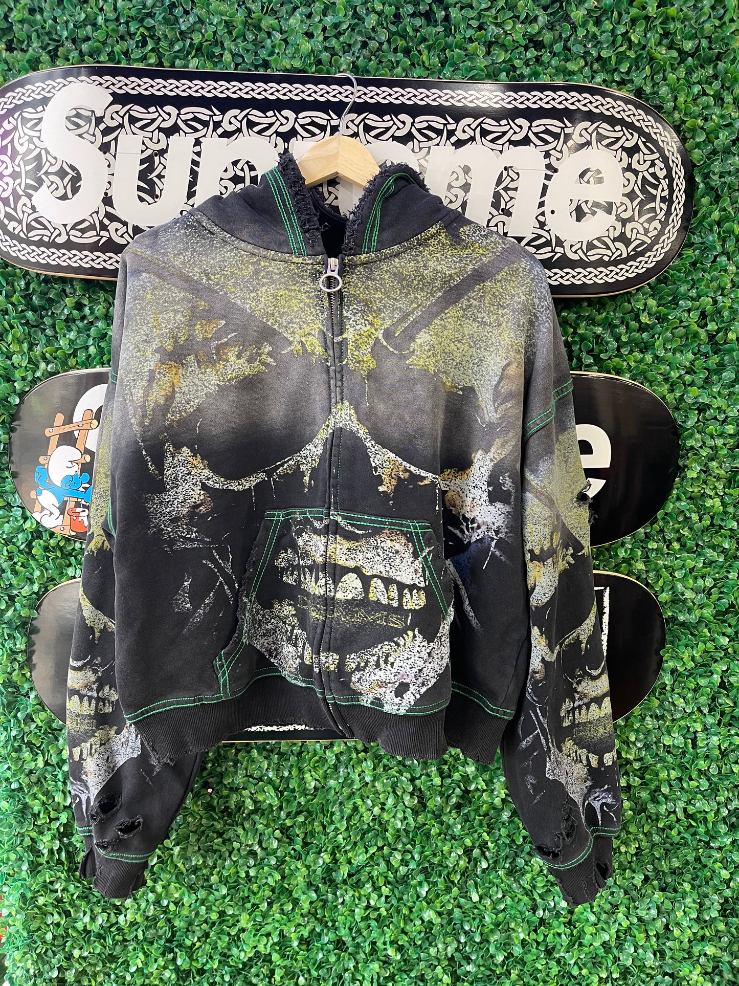 Vale Zip Up “Gravedigger”