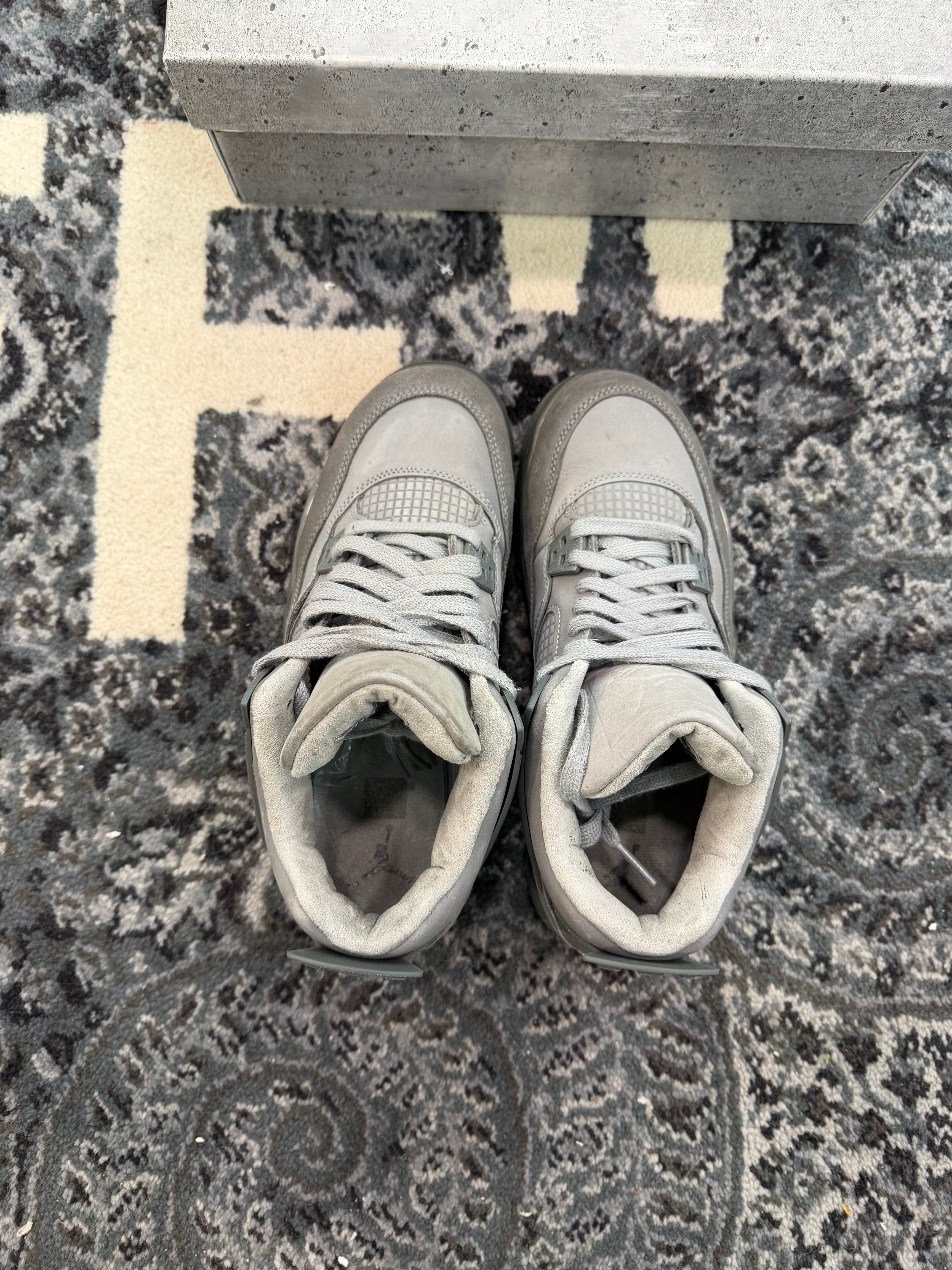 Jordan 4 “Wet Cement”