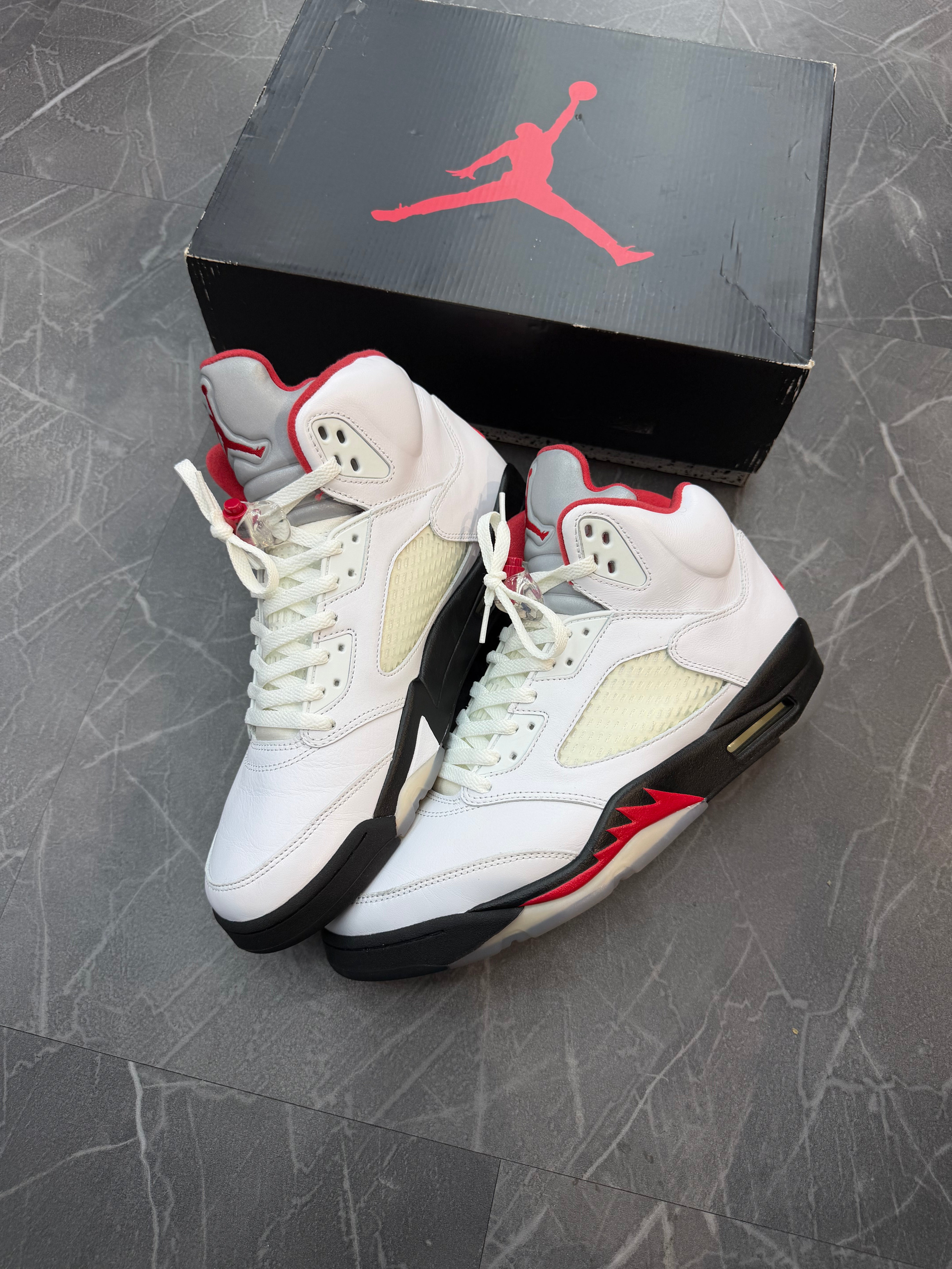 Jordan 5 “Fire Red Silver Tongue”