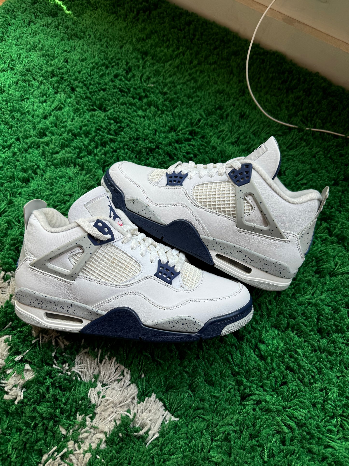 Jordan 4 “Midnight Navy”