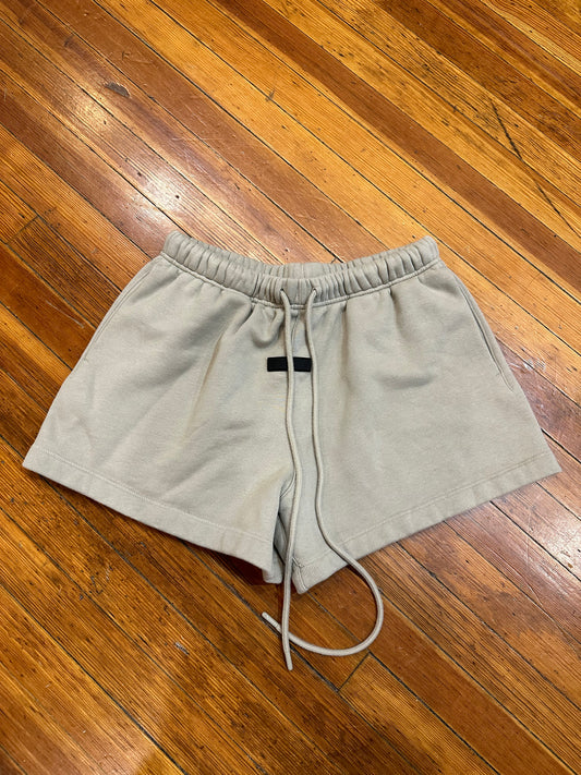 Essentials Sweat Shorts “Moss”