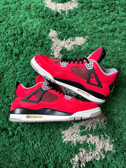 Jordan 4 “Toro Bravo”